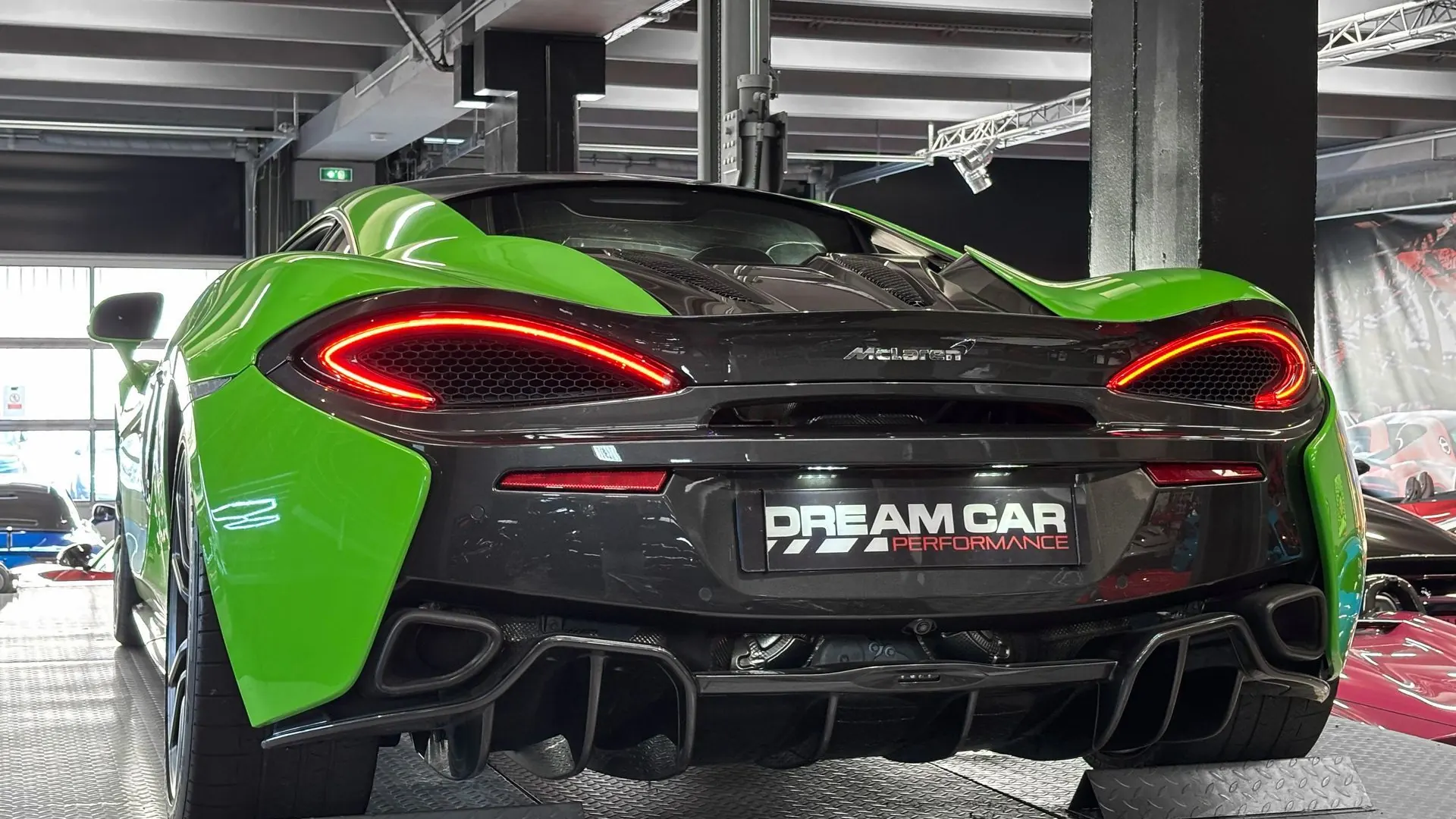 McLaren 570S — photo 13