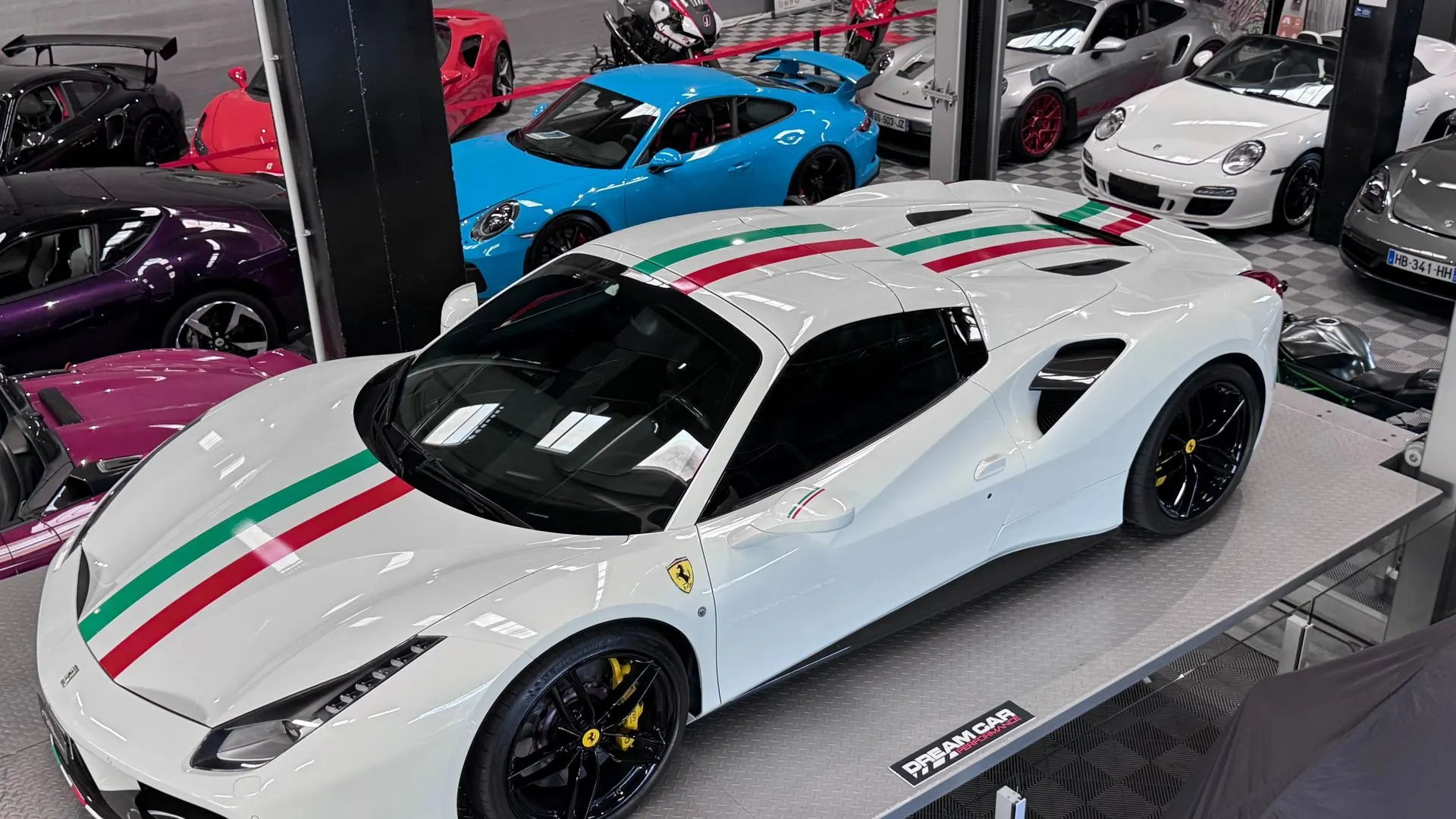 Ferrari 488 — photo 2
