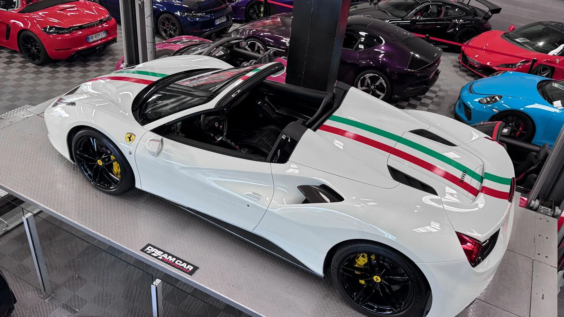 Ferrari 488 — photo 5