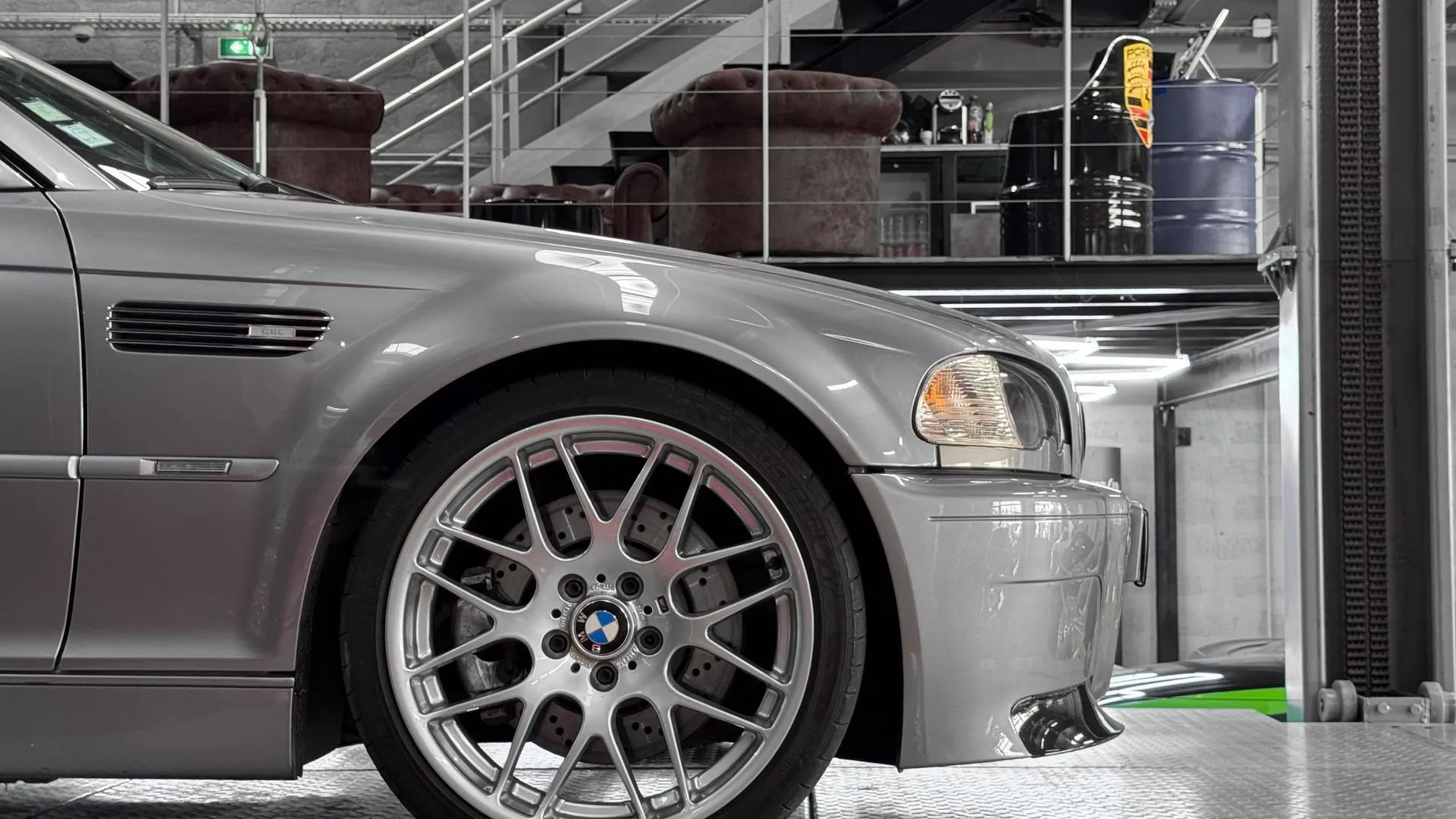 BMW M3 — photo 9