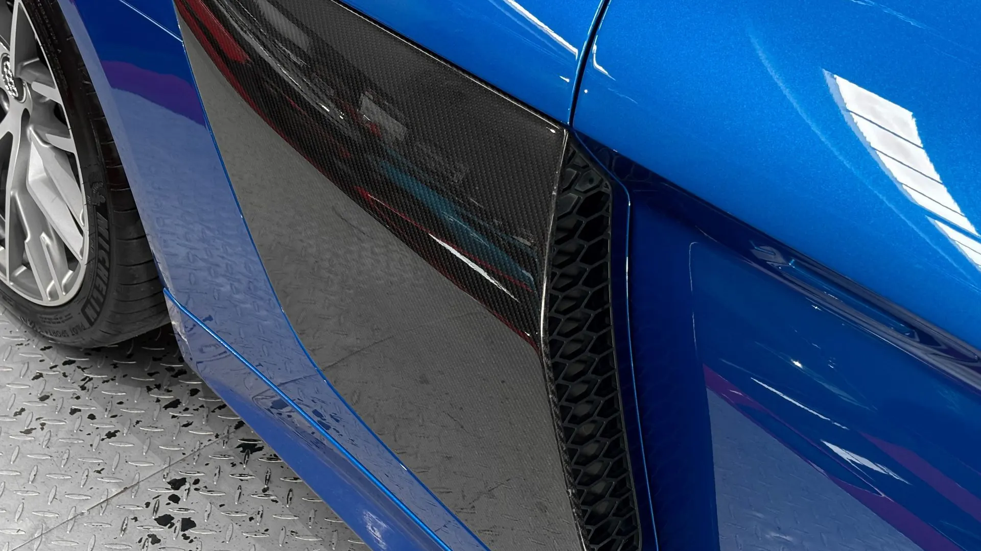 Audi R8 — photo 14
