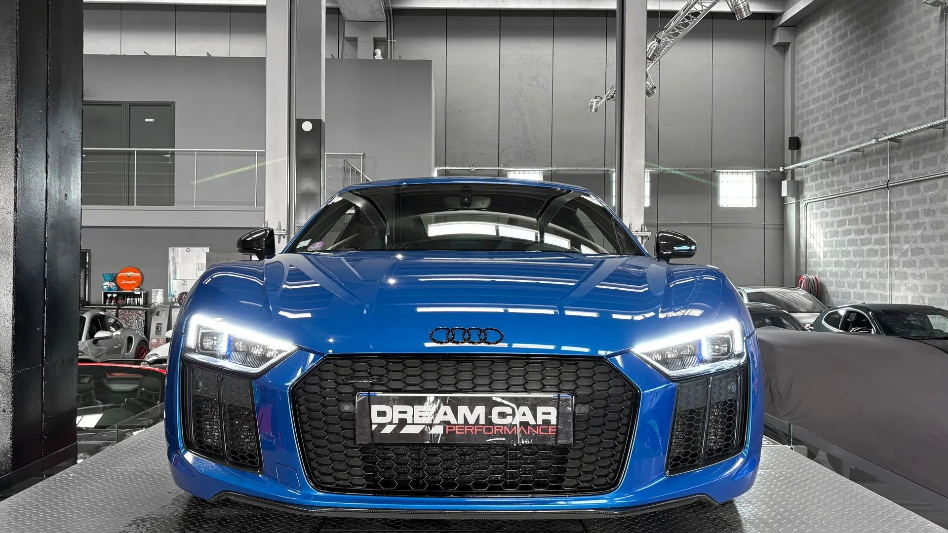 Audi R8 — photo 6