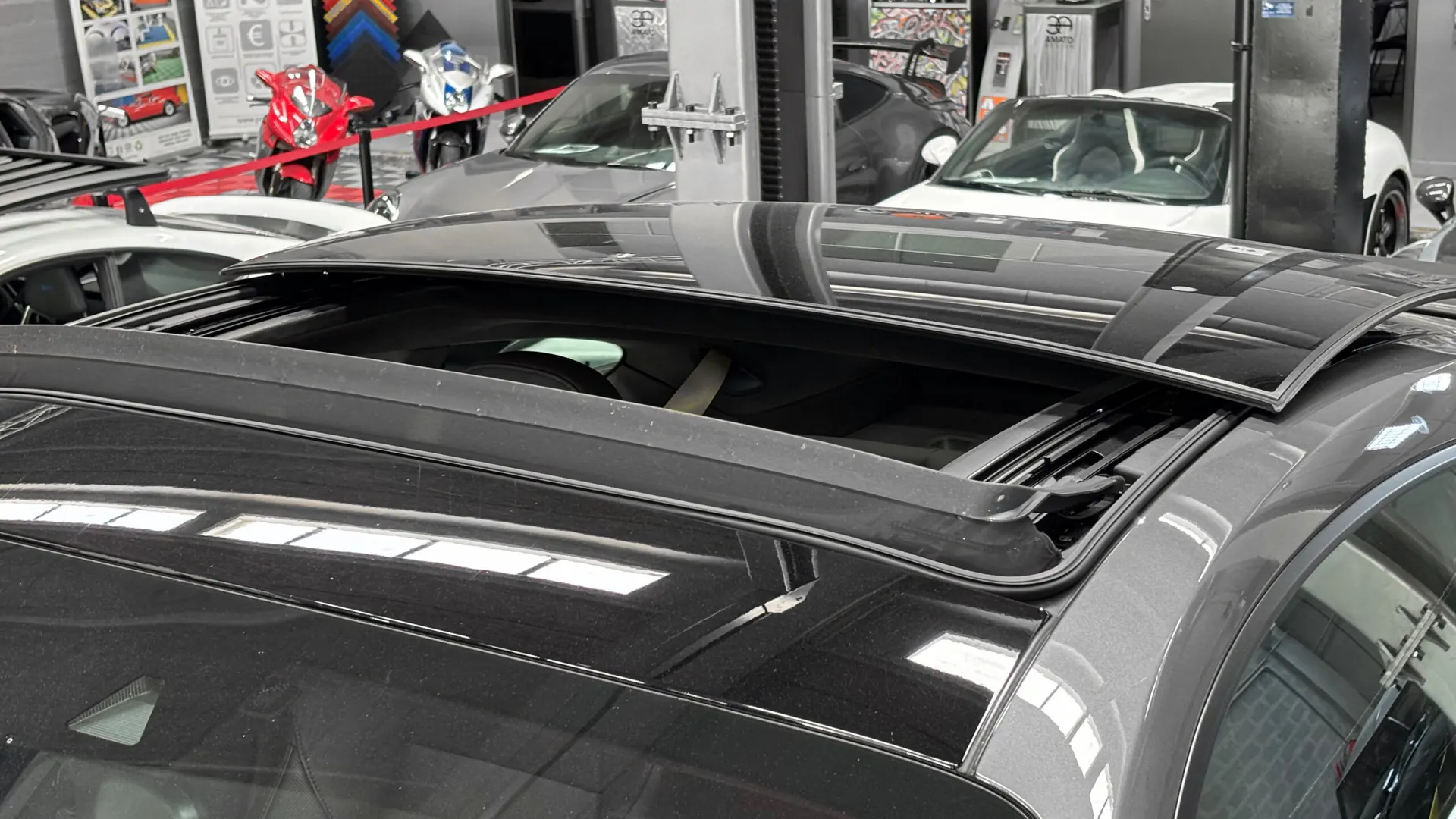 Porsche 991 — photo 19
