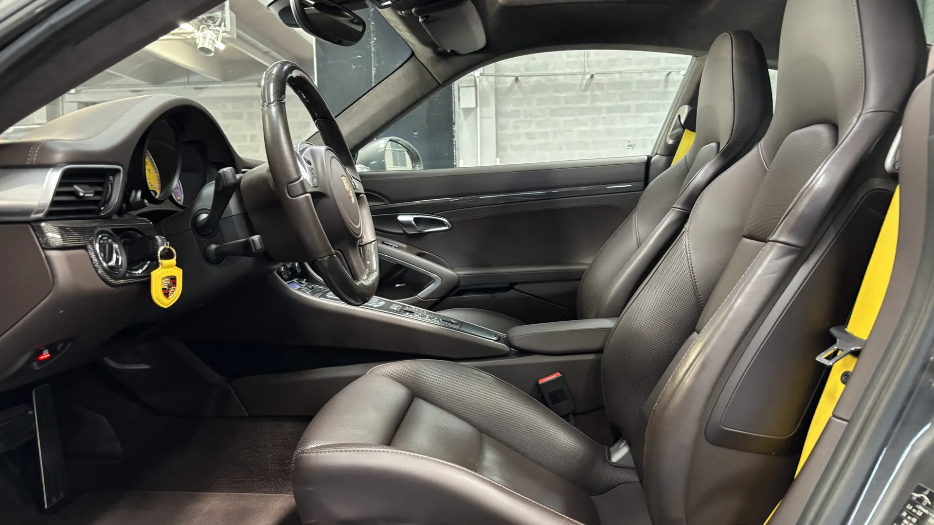Porsche 991 — photo 32