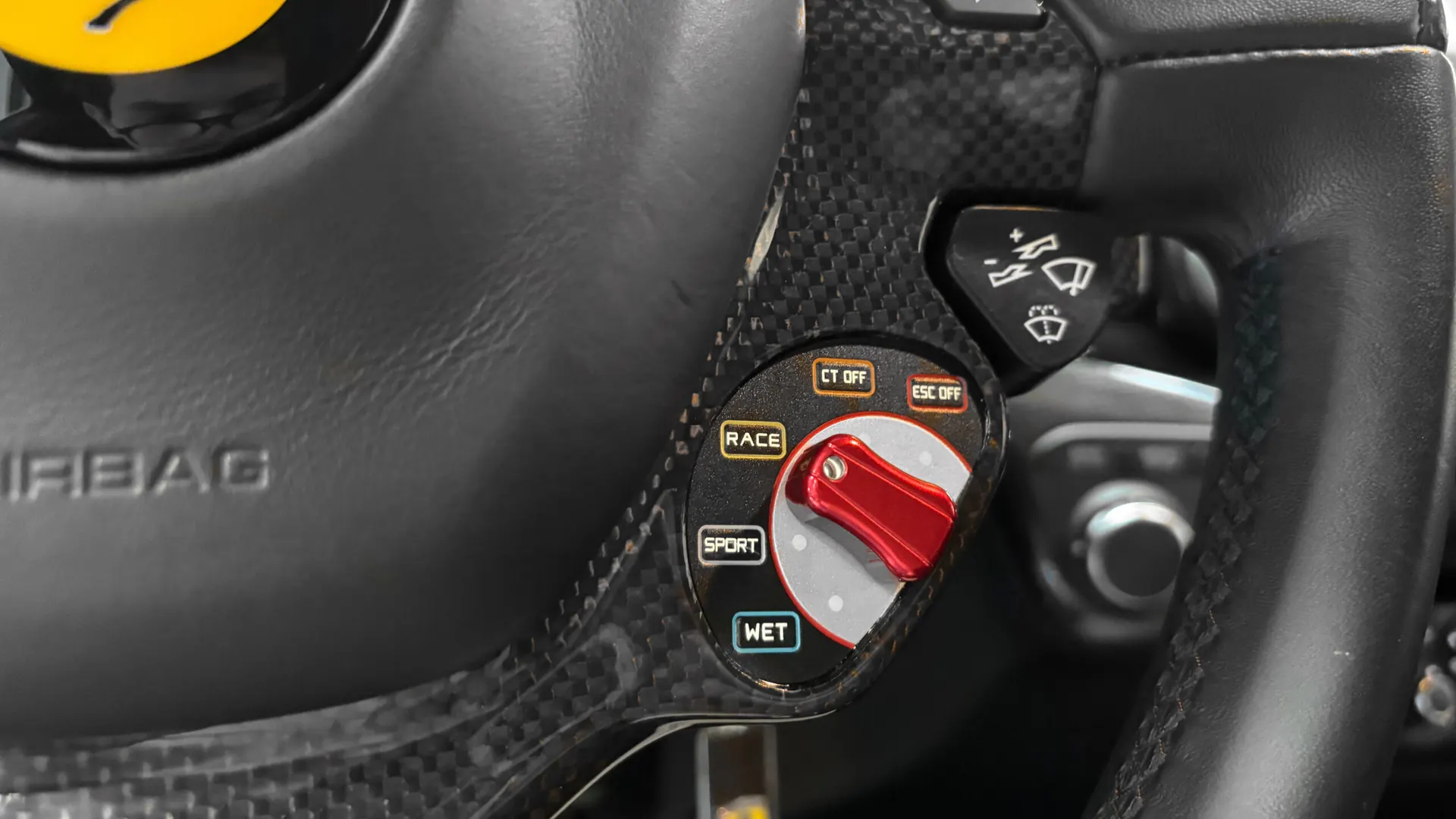 Ferrari F12 — photo 34