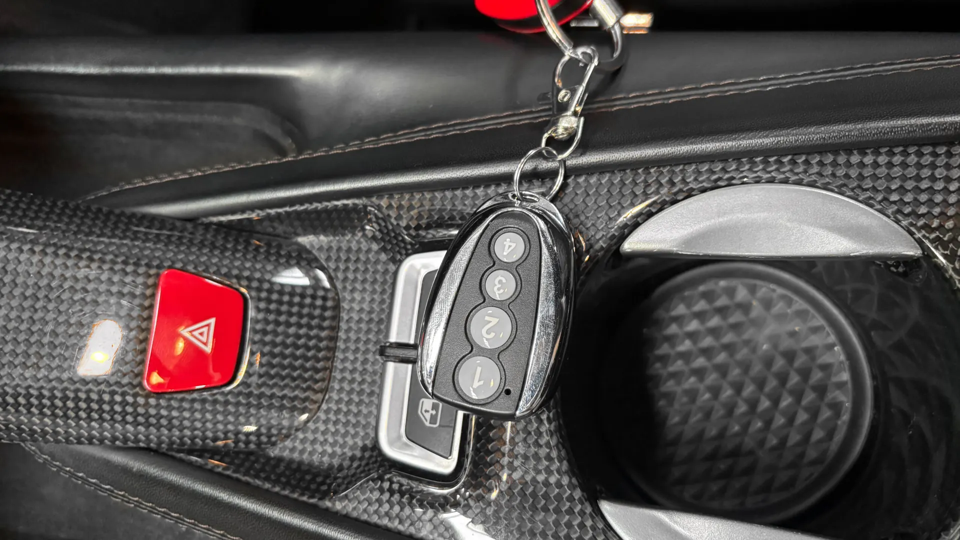 Ferrari F12 — photo 28