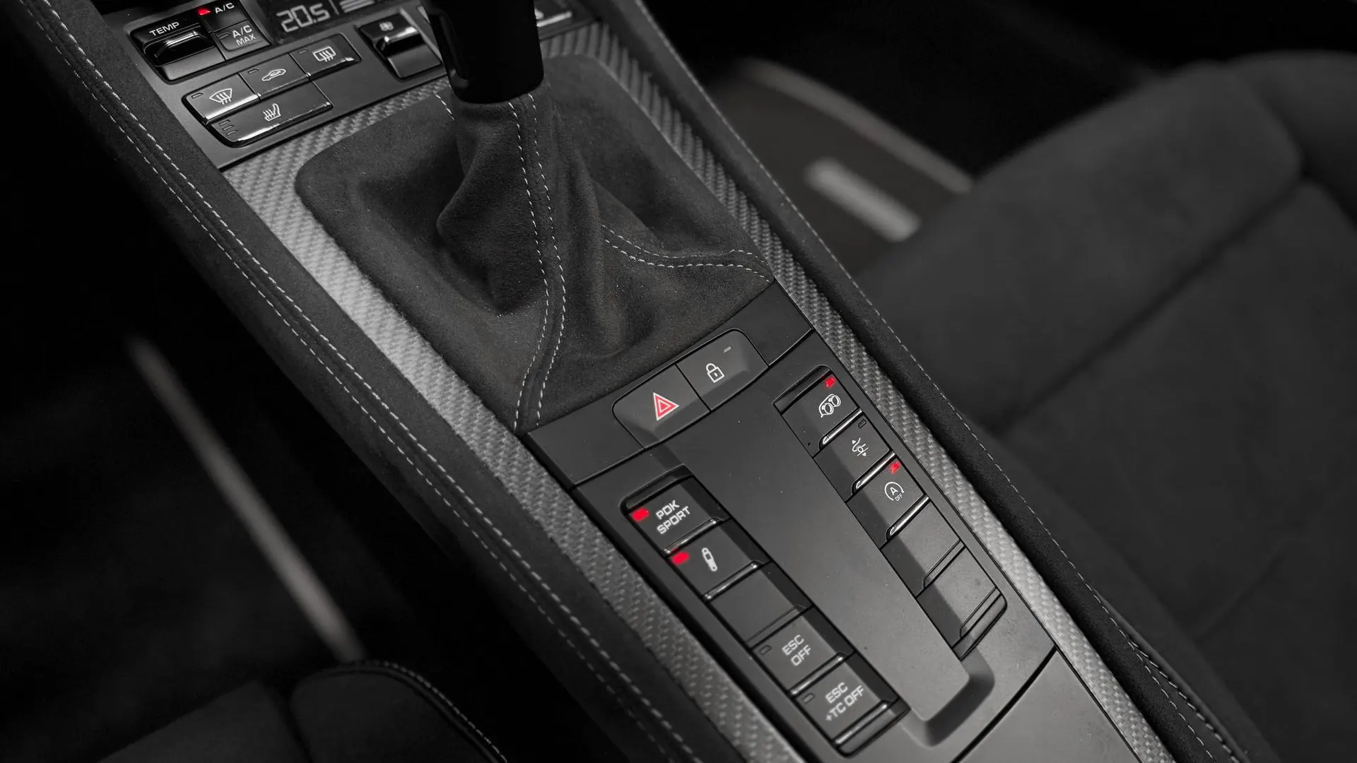 Porsche 718 — photo 18
