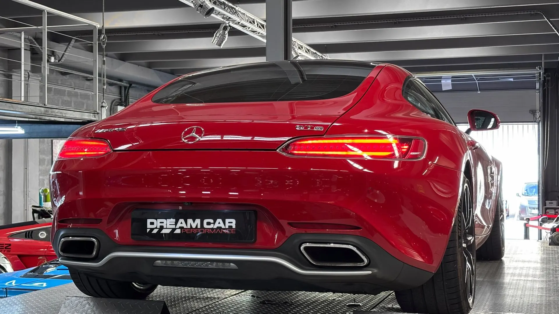 Mercedes-Benz AMG GT — photo 8