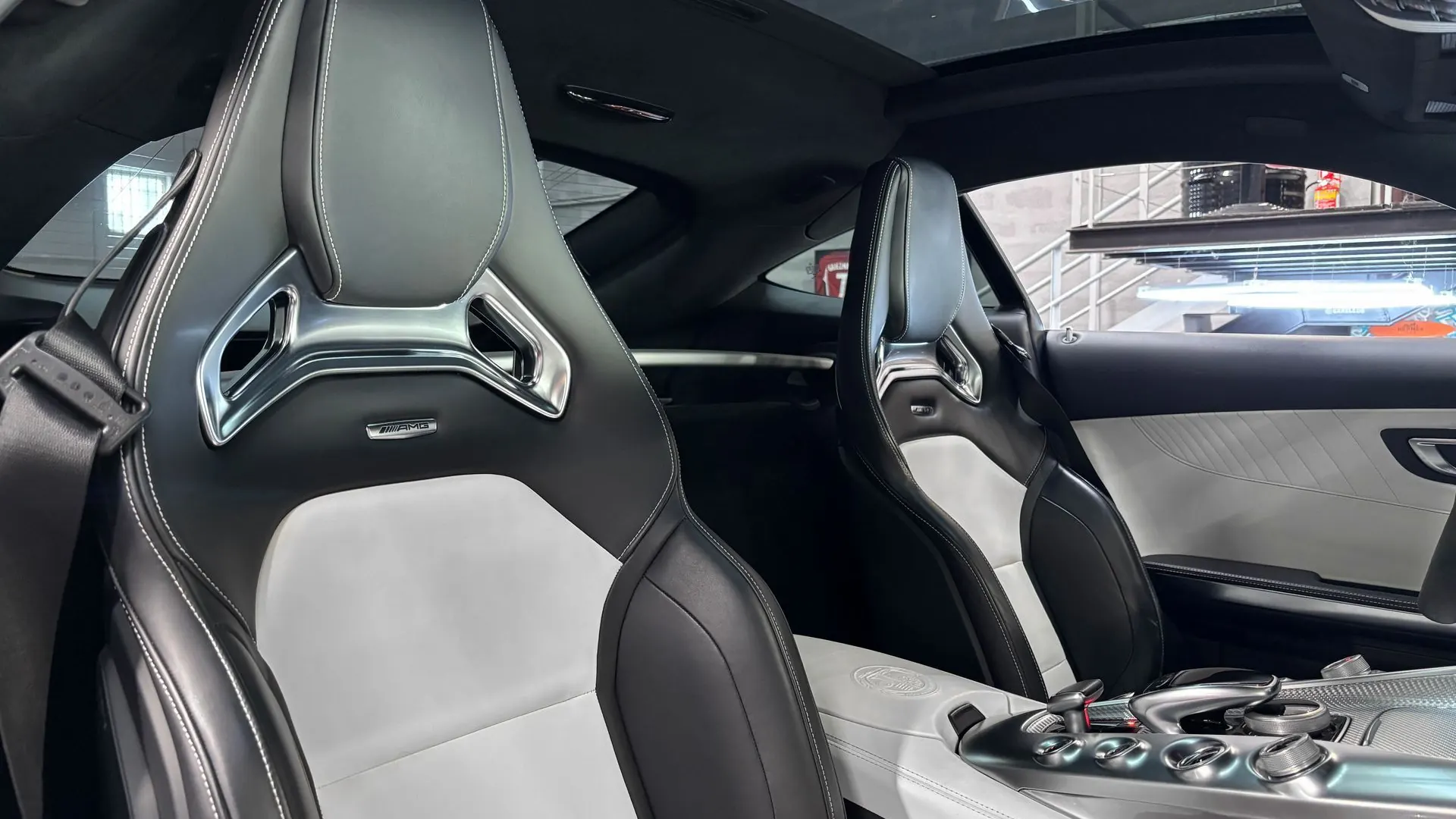 Mercedes-Benz AMG GT — photo 16