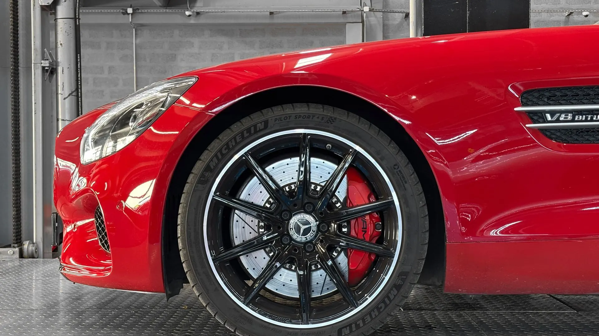 Mercedes-Benz AMG GT — photo 6