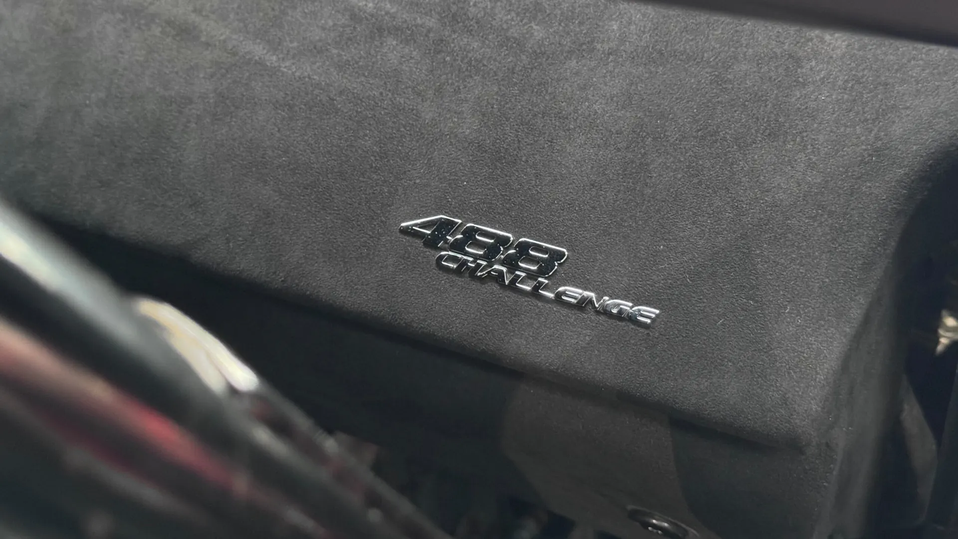 Ferrari 488 — photo 11
