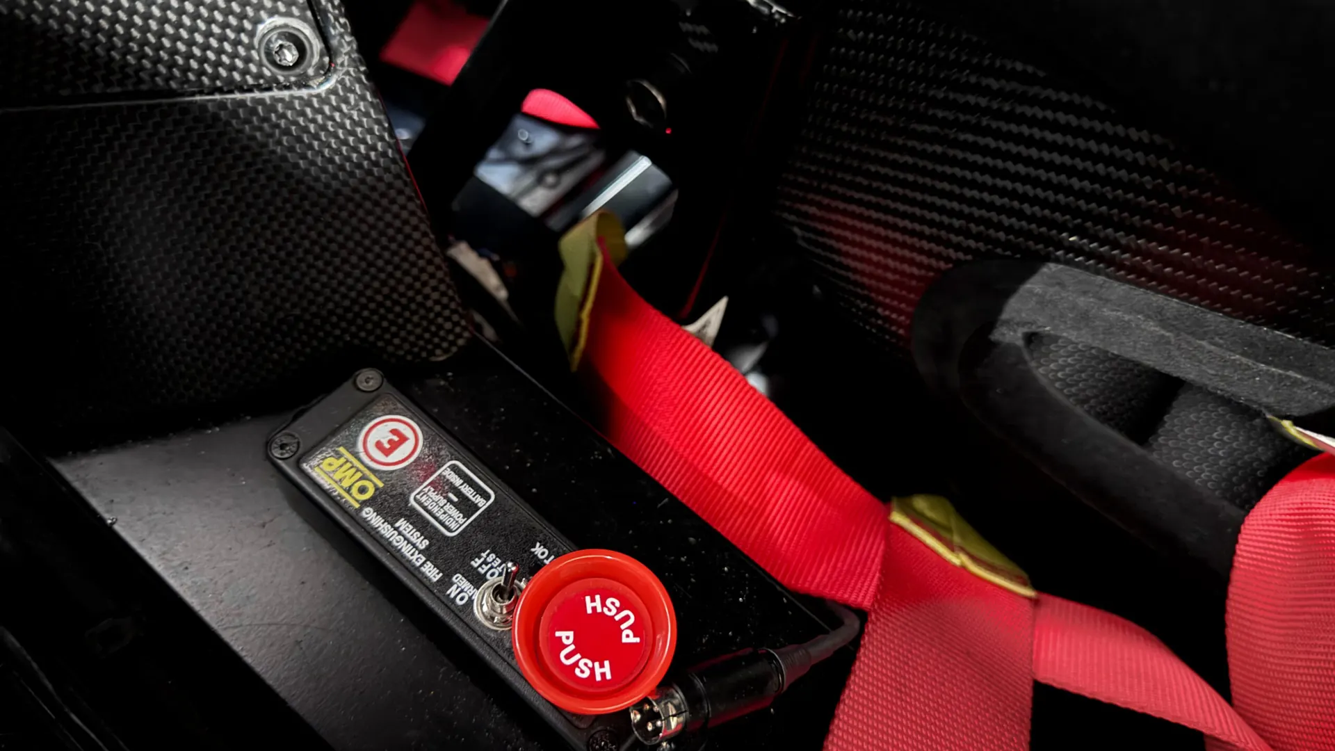 Ferrari 488 — photo 13