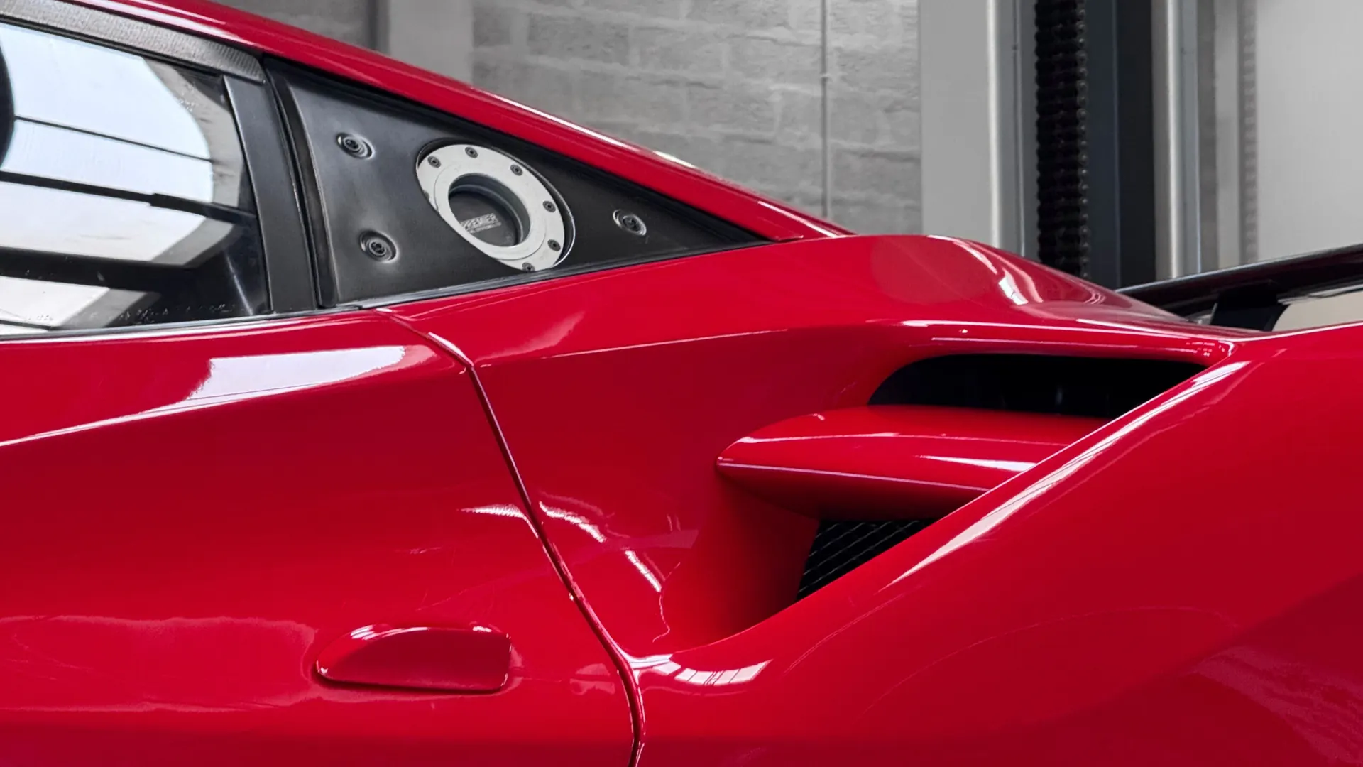 Ferrari 488 — photo 29