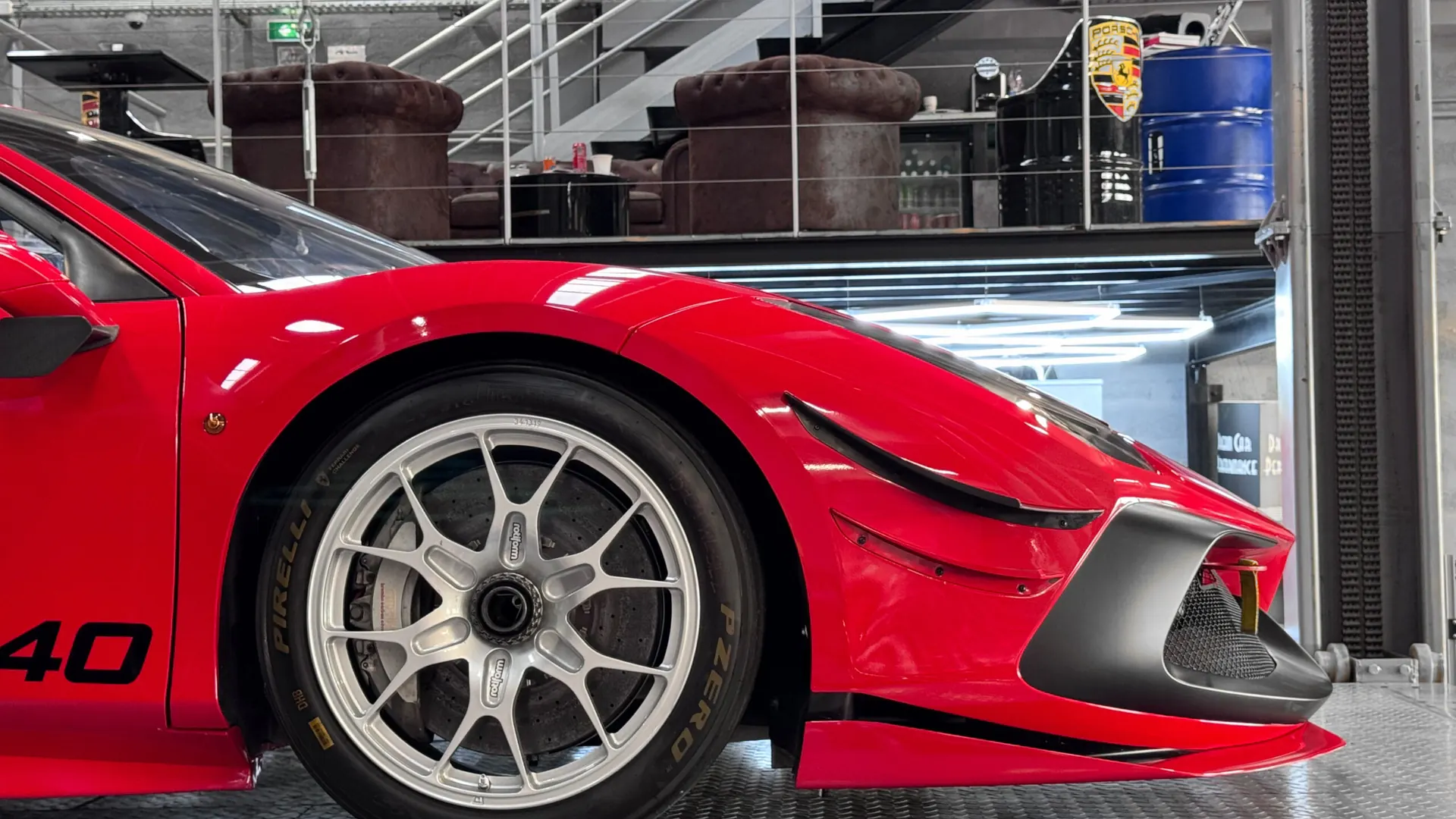 Ferrari 488 — photo 18