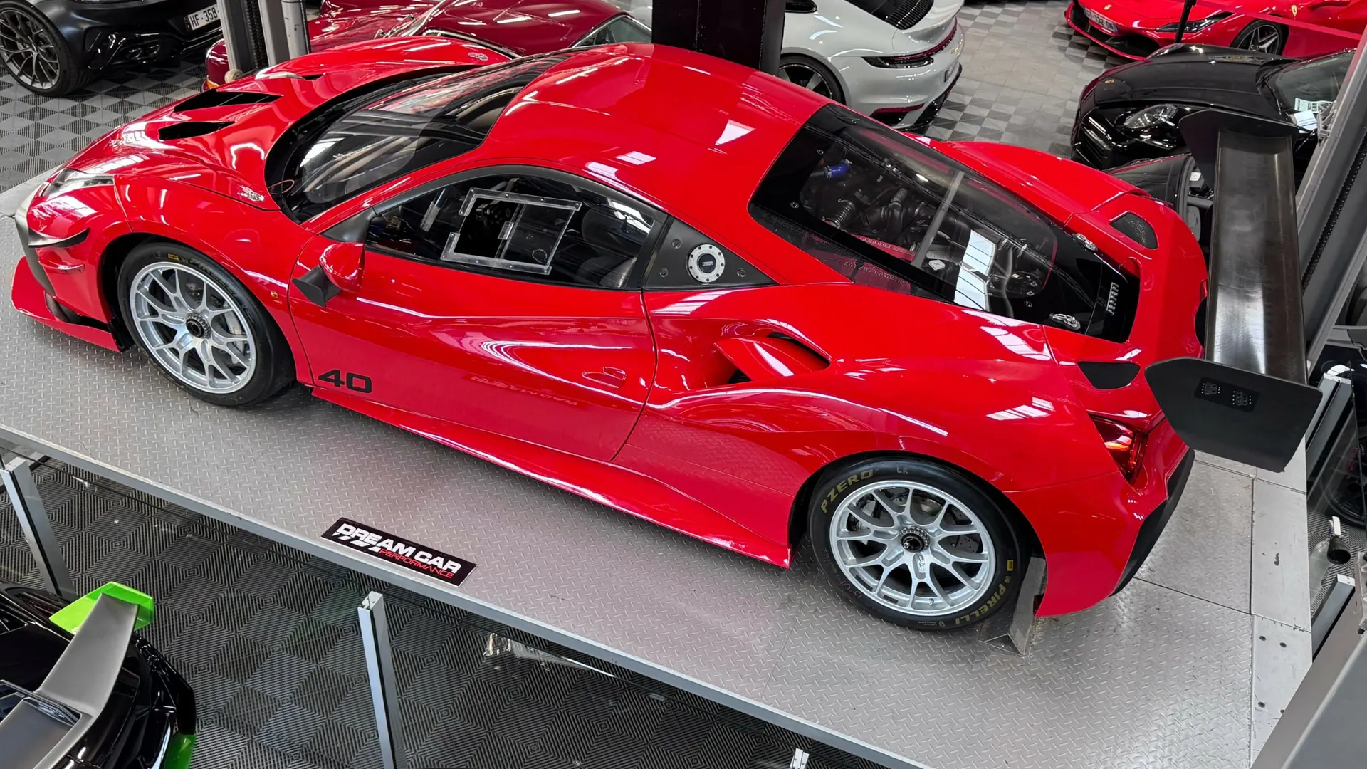 Ferrari 488 — photo 3