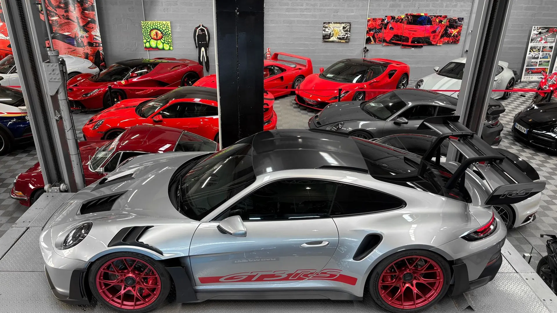 Porsche 992 — photo 2