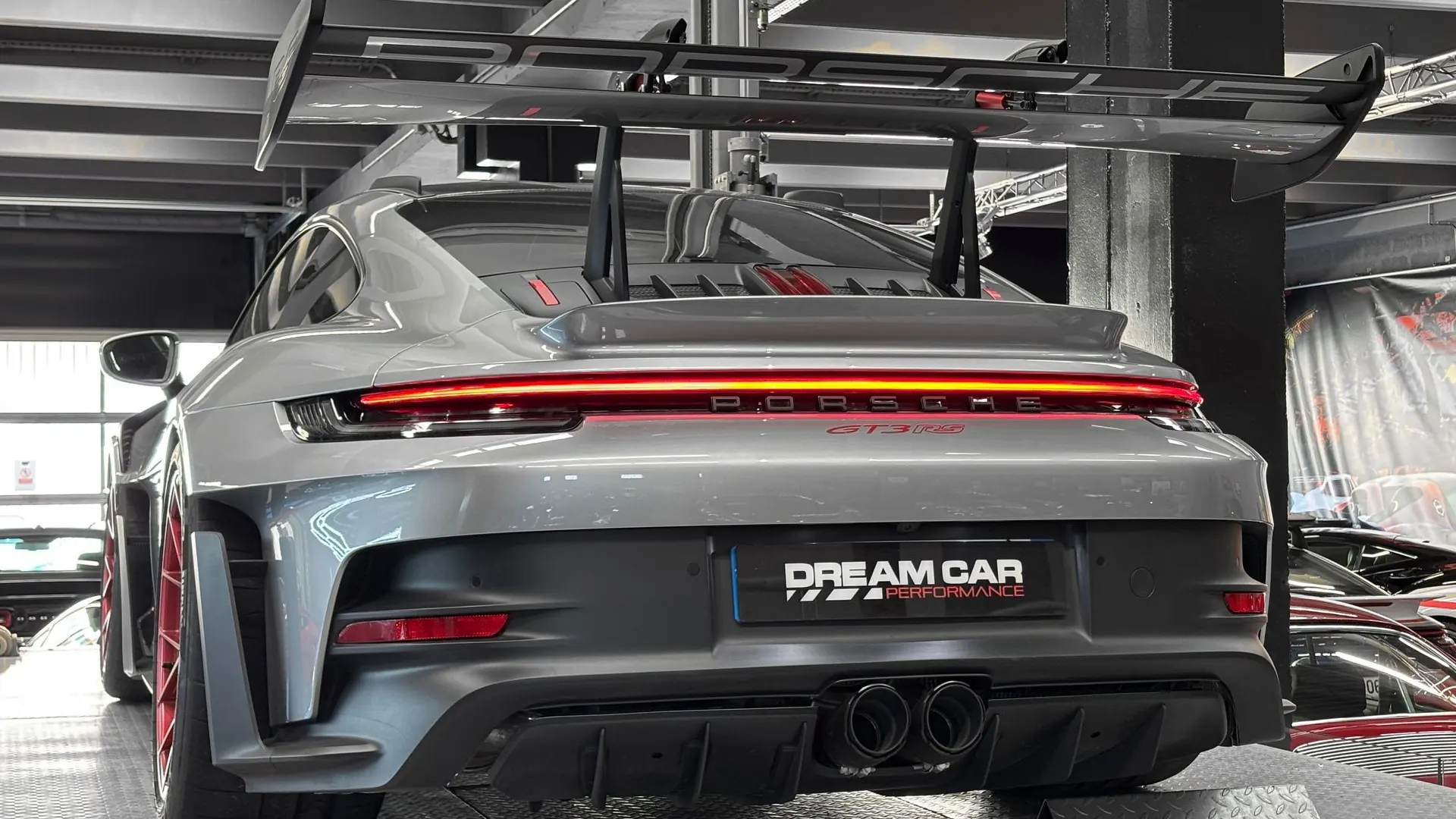 Porsche 992 — photo 6
