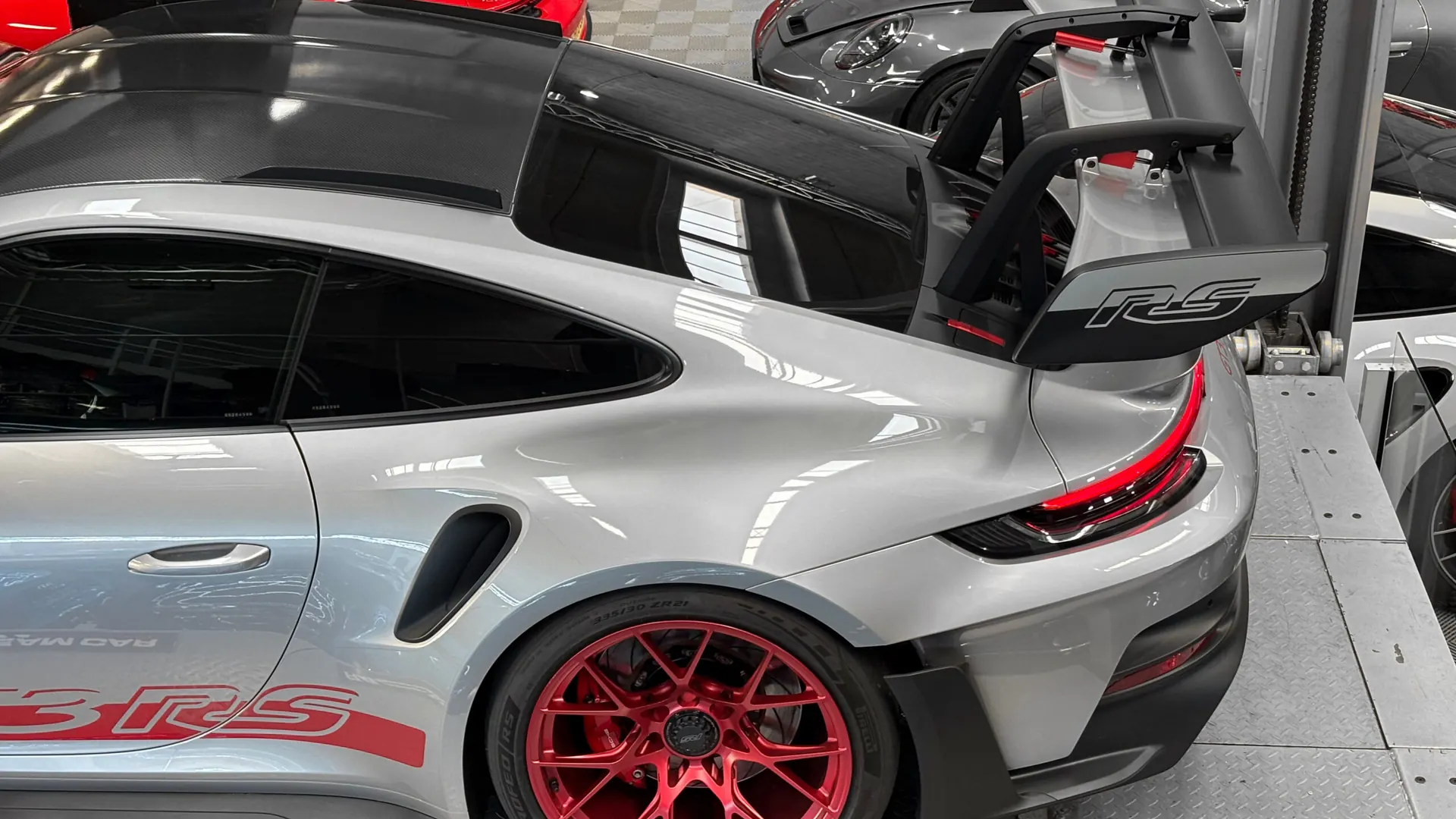 Porsche 992 — photo 5