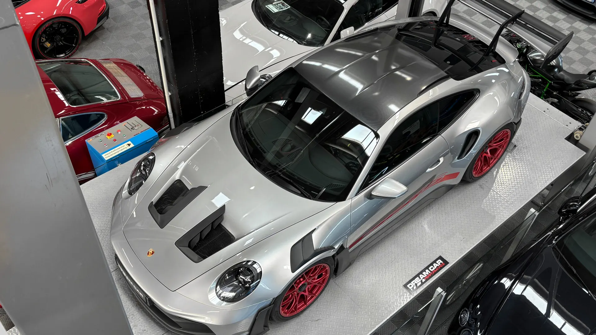 Porsche 992 — photo 6