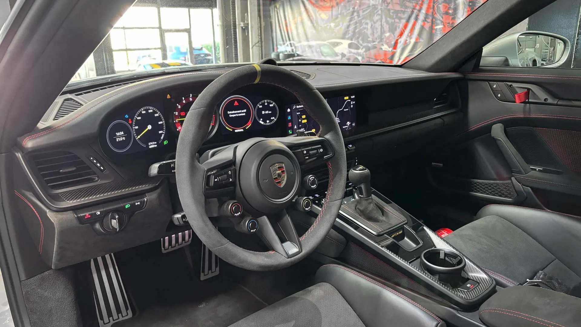 Porsche 992 — photo 12