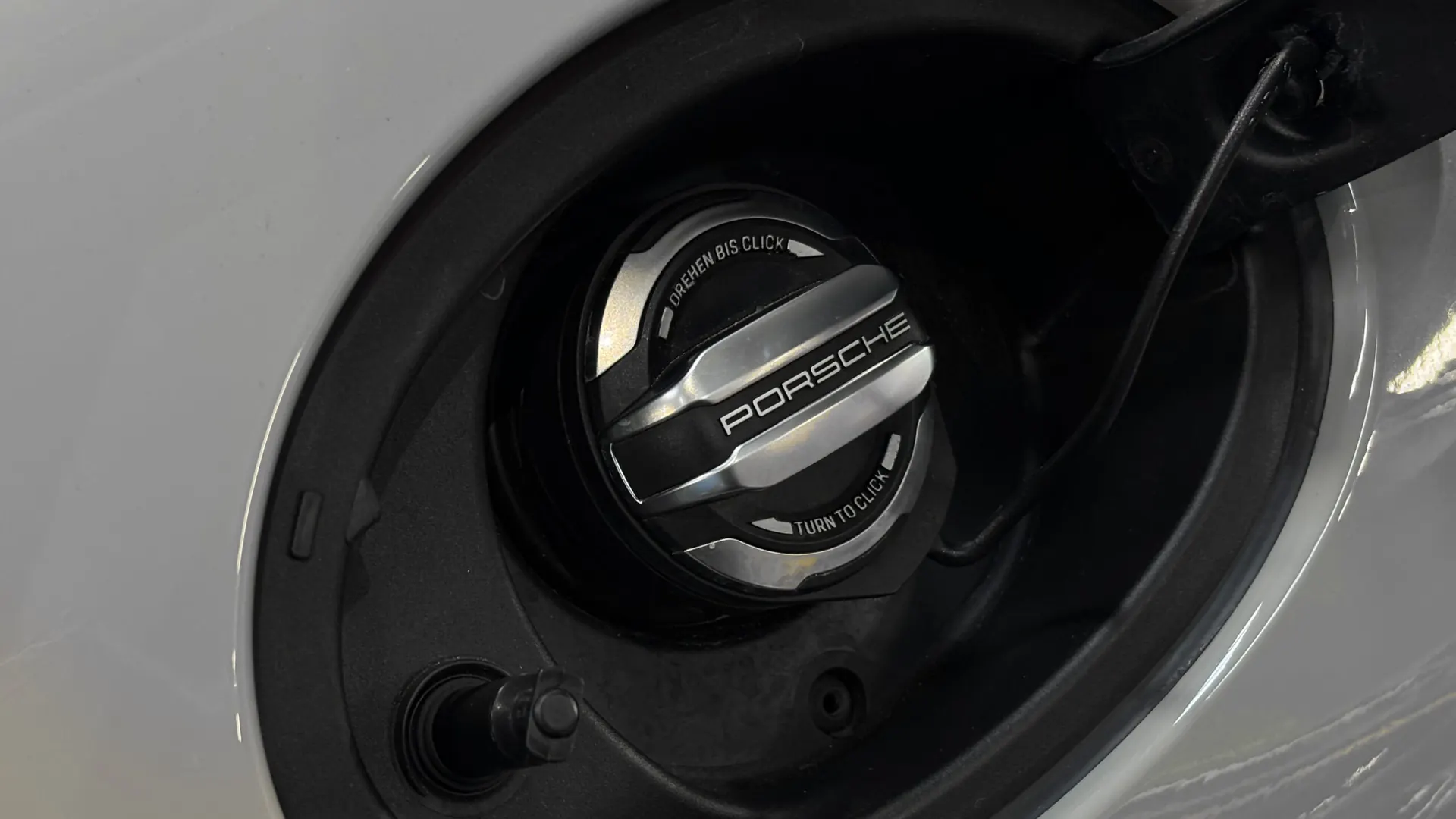 Porsche 992 — photo 46