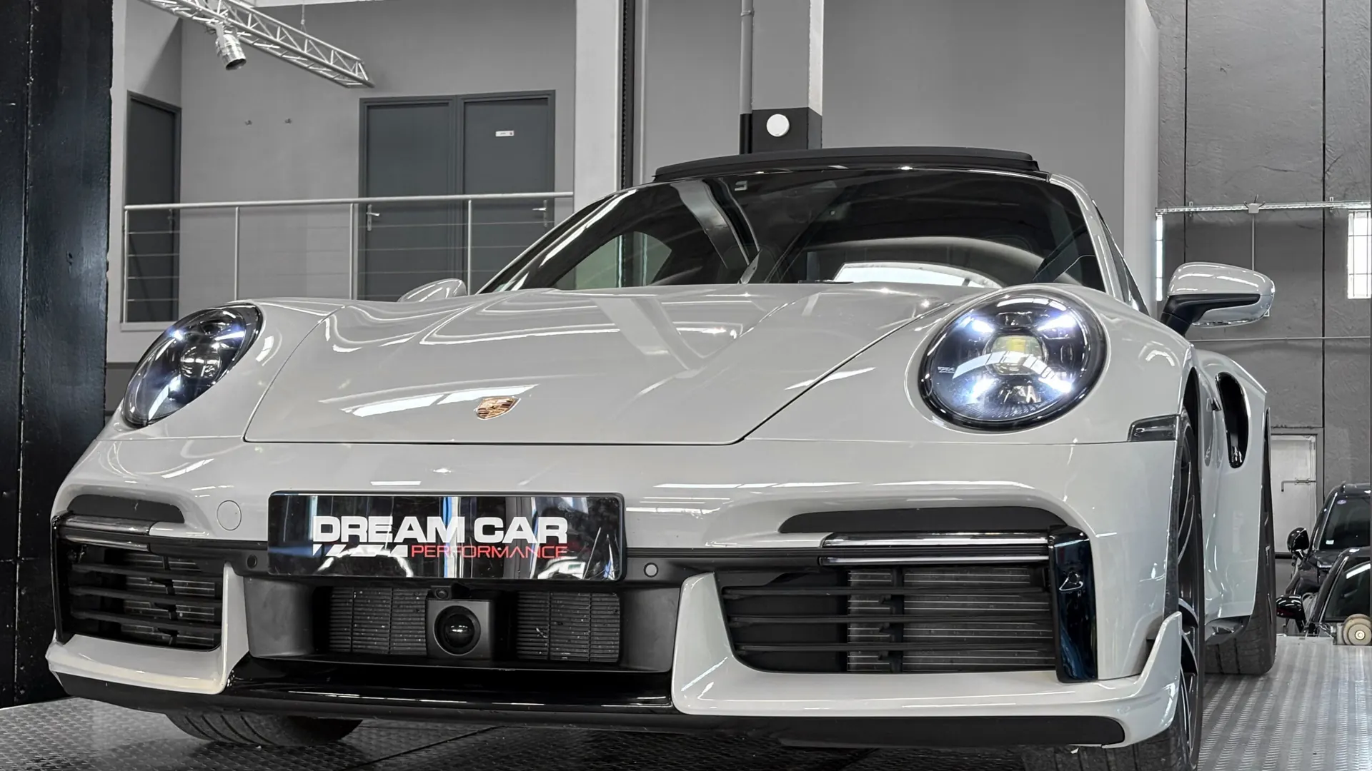 Porsche 992 — photo 10