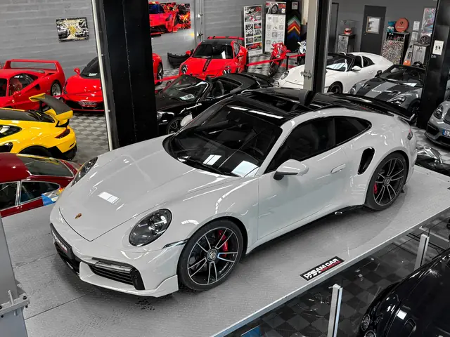 Porsche 992