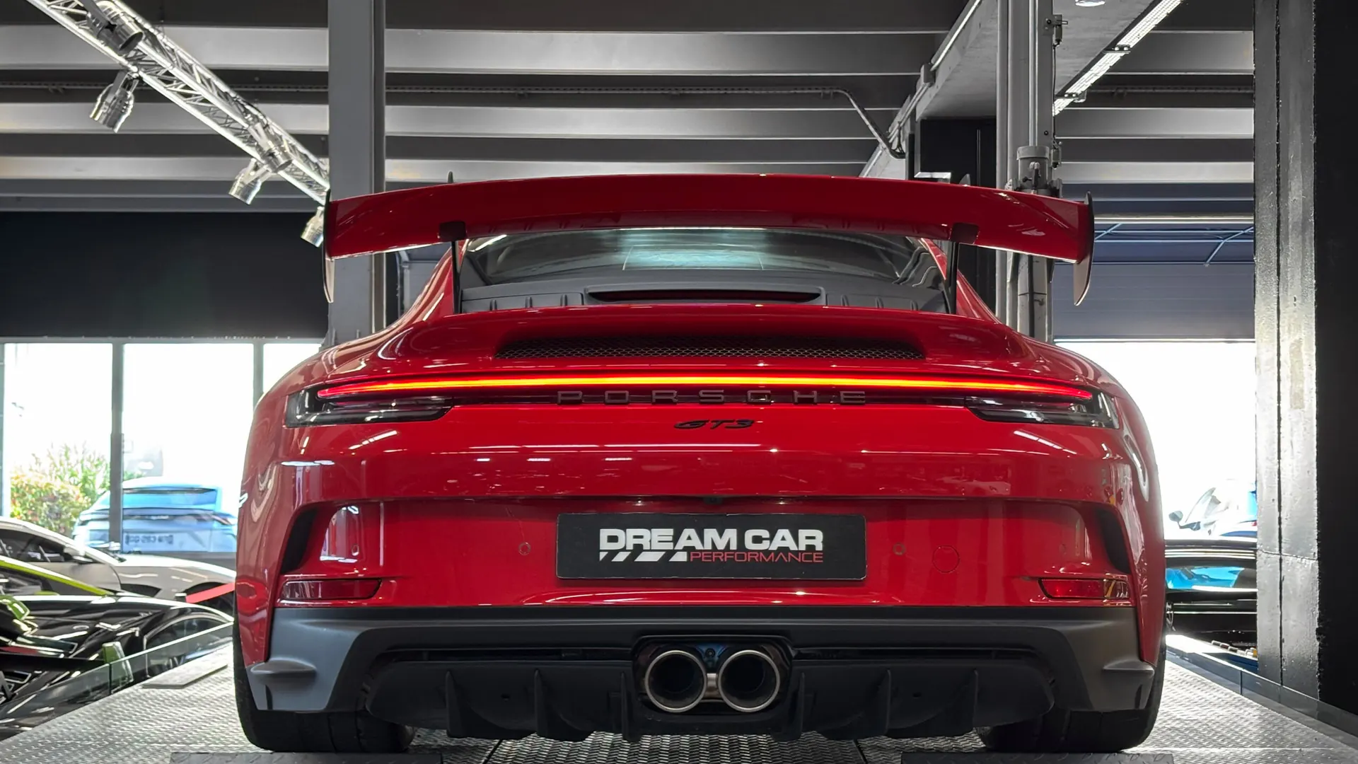 Porsche 911 — photo 16