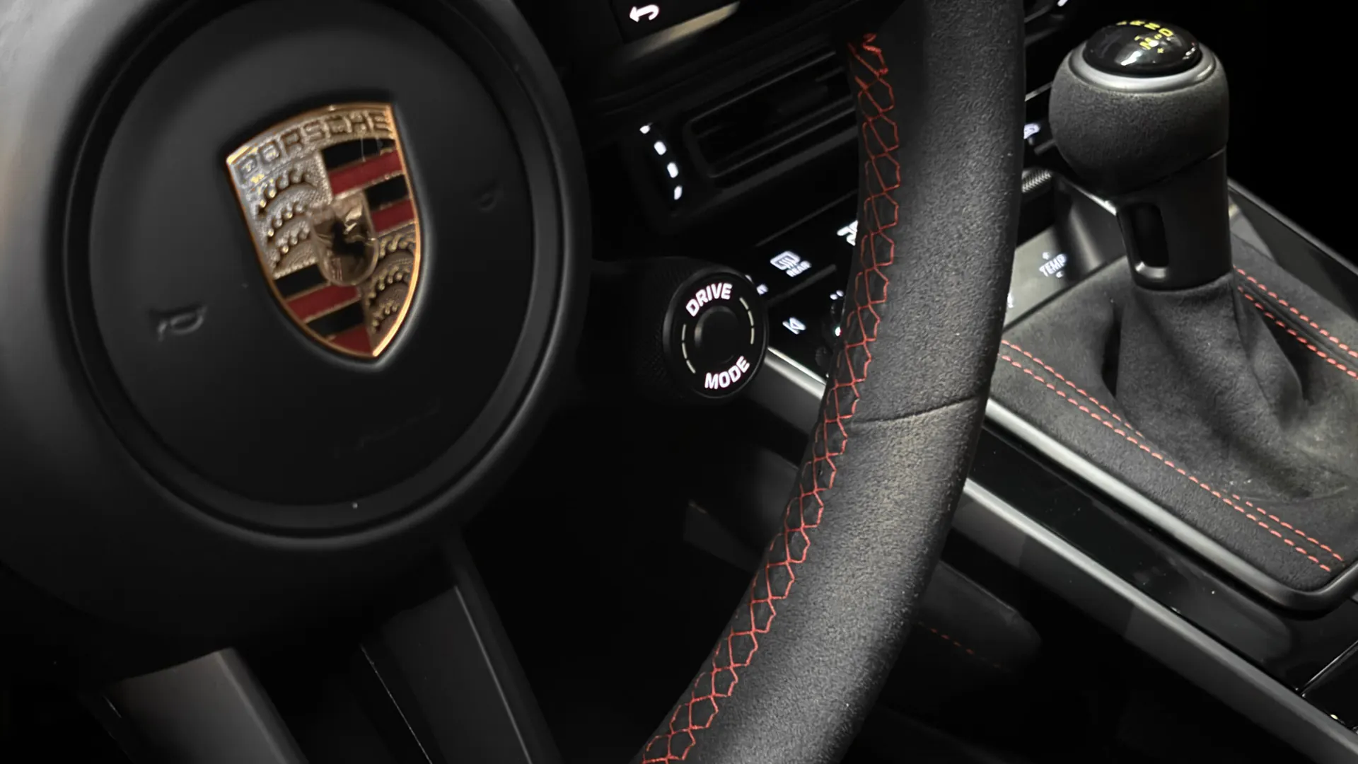 Porsche 911 — photo 48