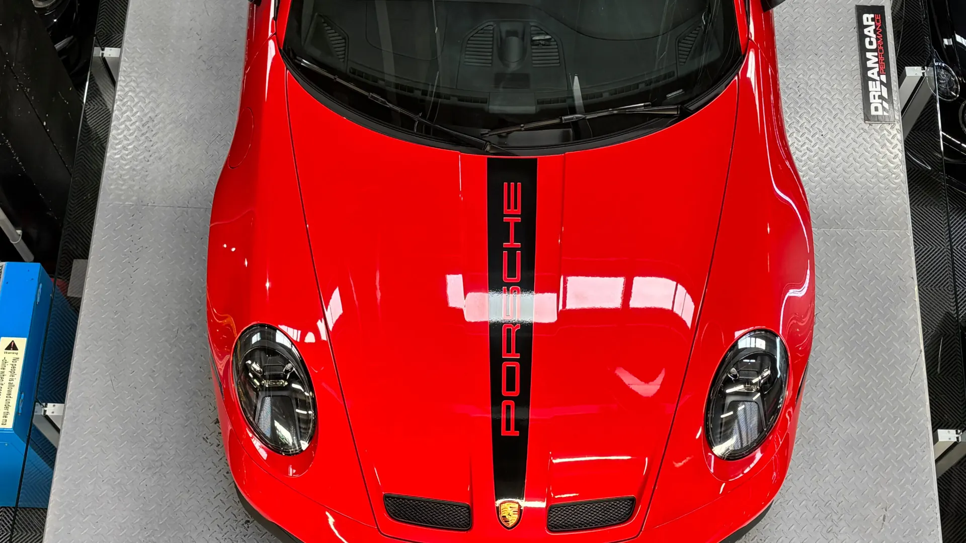 Porsche 911 — photo 8