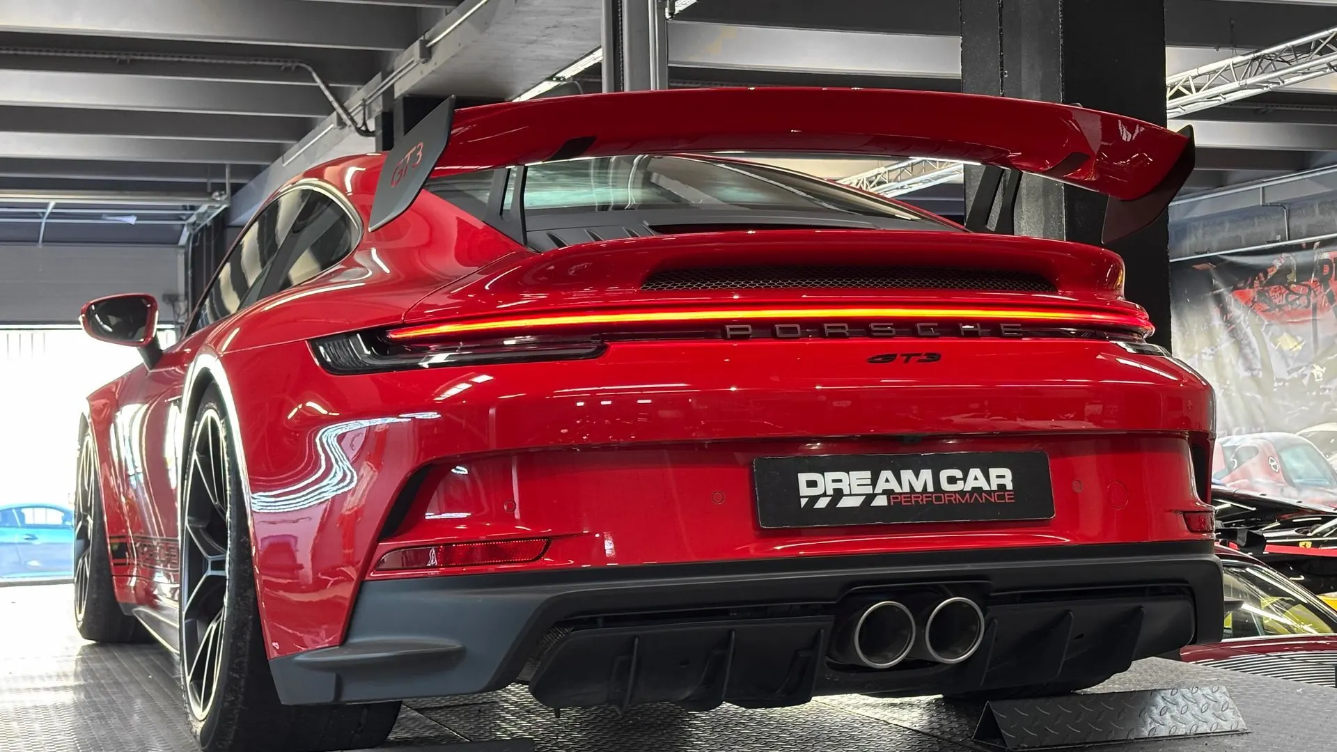 Porsche 911 — photo 9