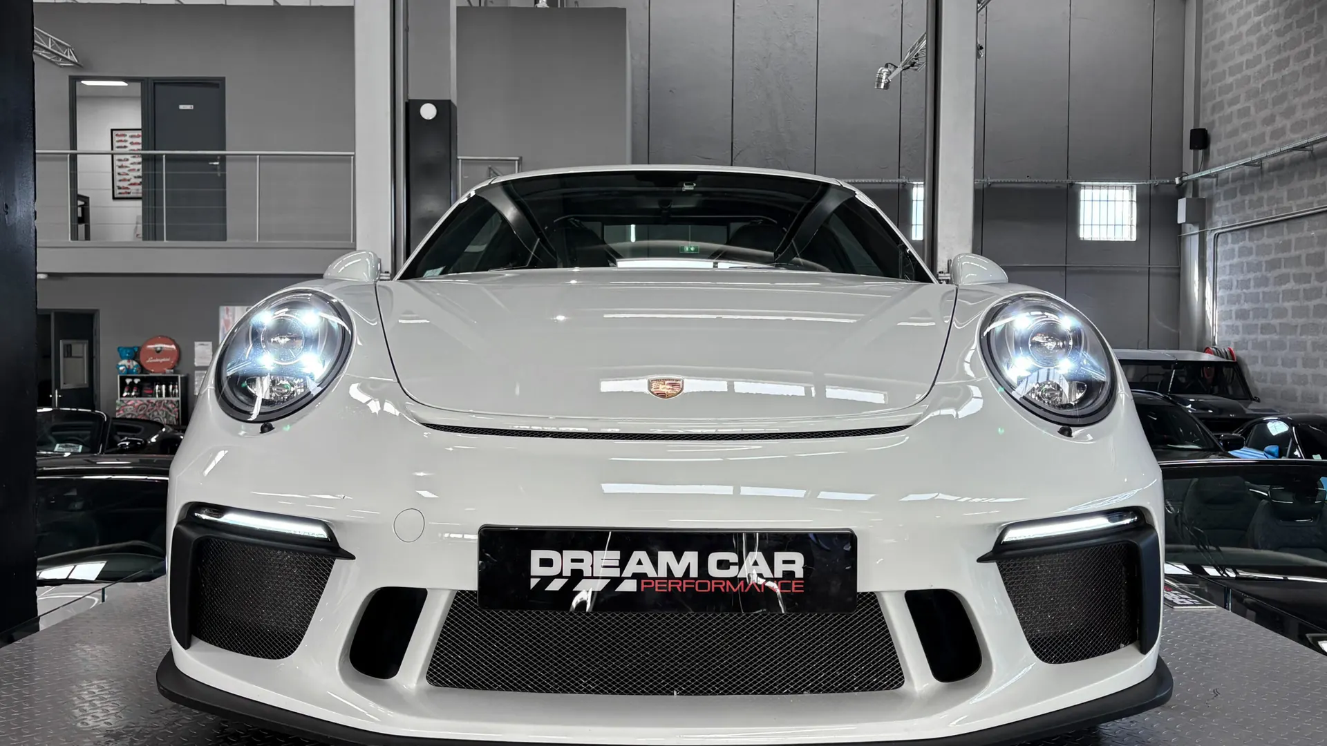 Porsche 991 — photo 6