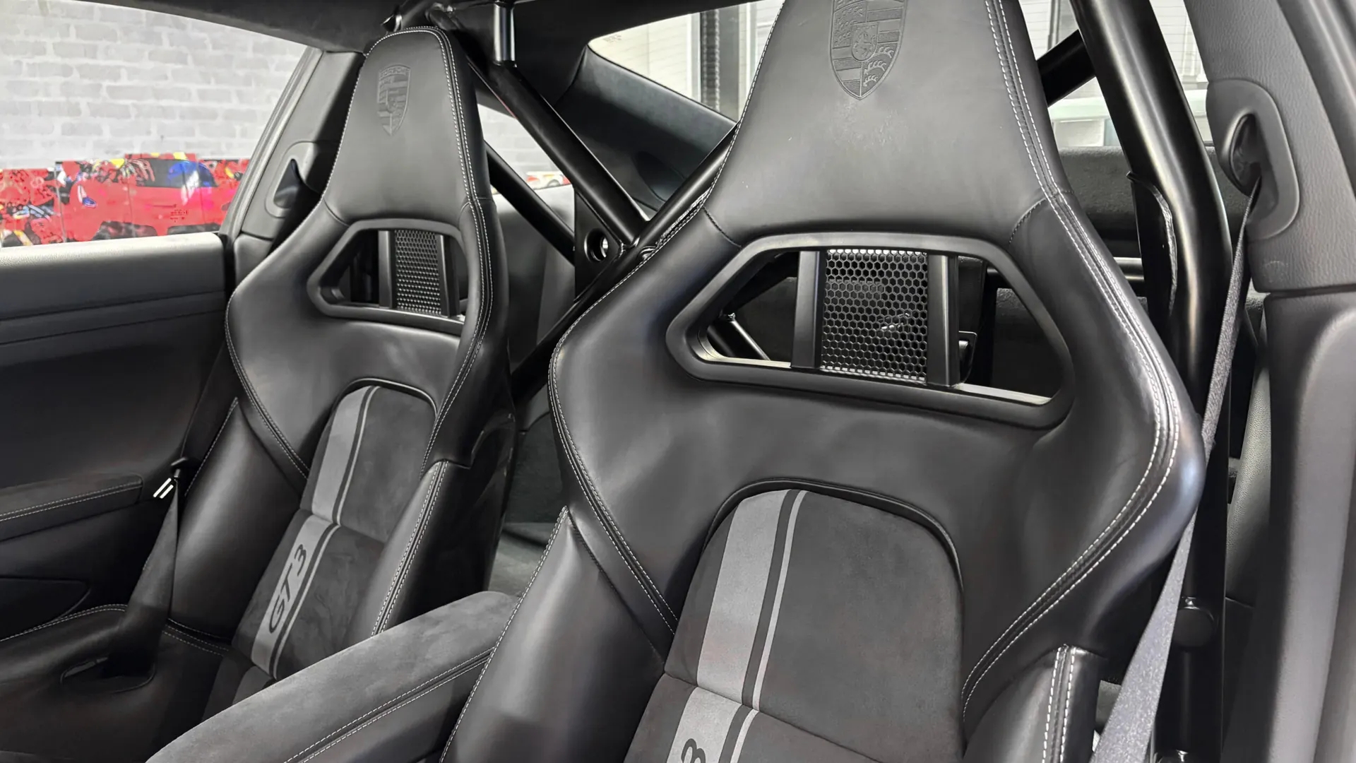 Porsche 991 — photo 42