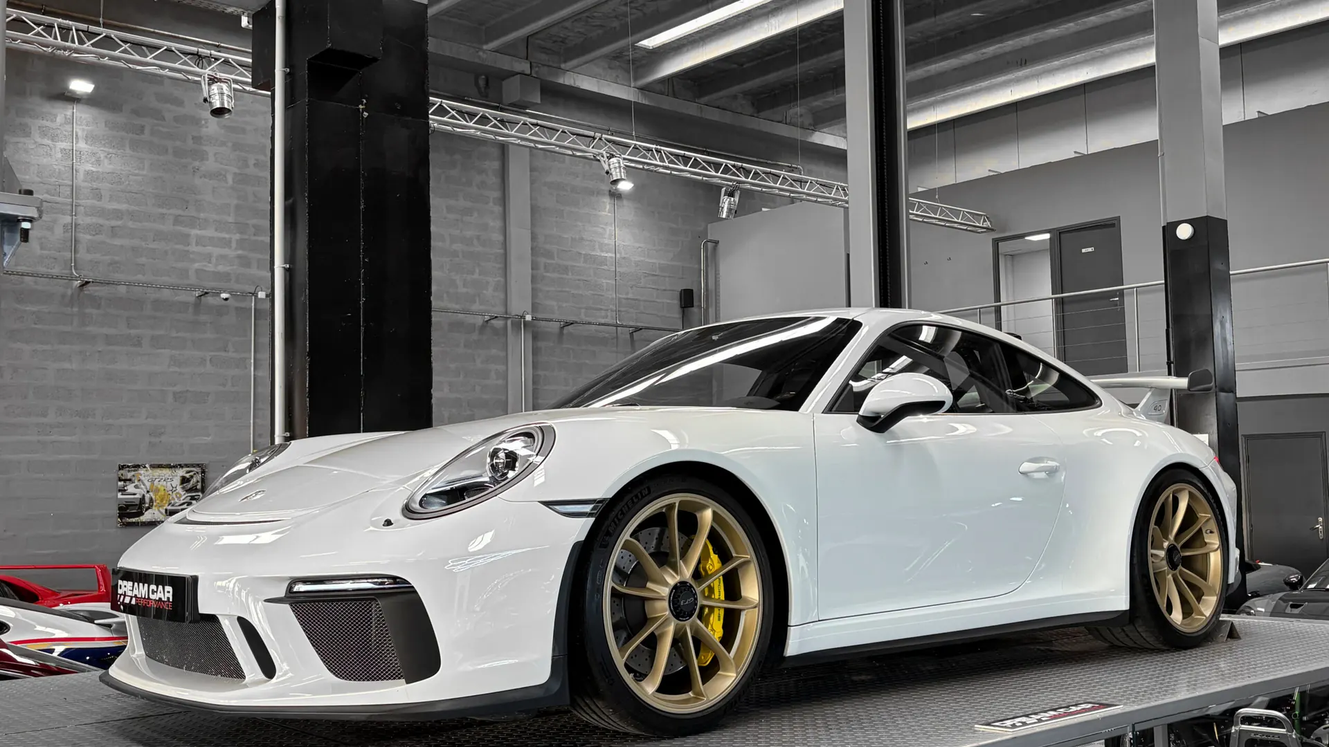 Porsche 991 — photo 15