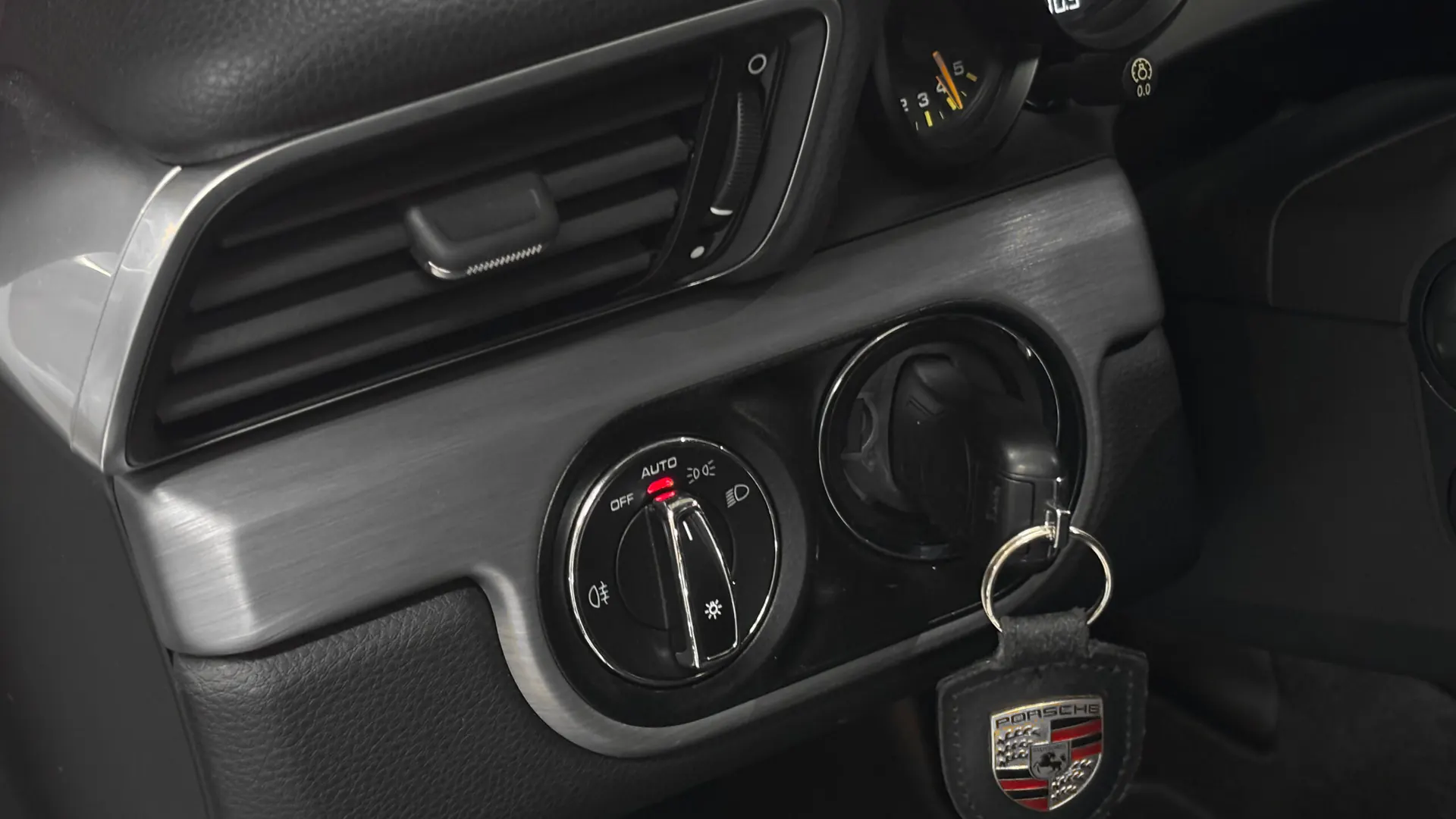 Porsche 991 — photo 21