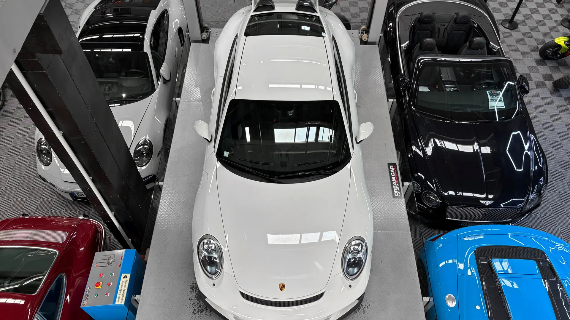 Porsche 991 — photo 40