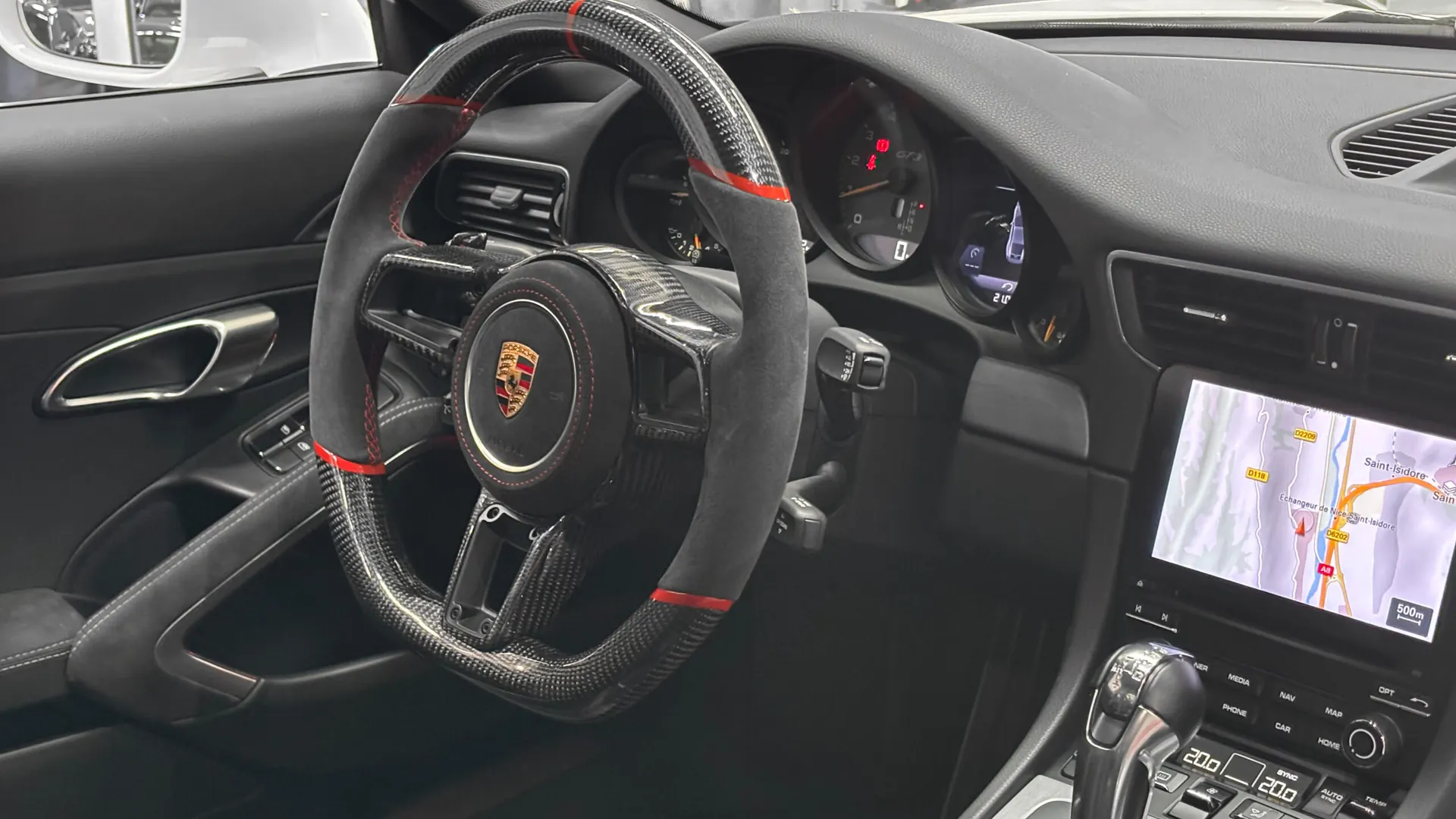 Porsche 991 — photo 32