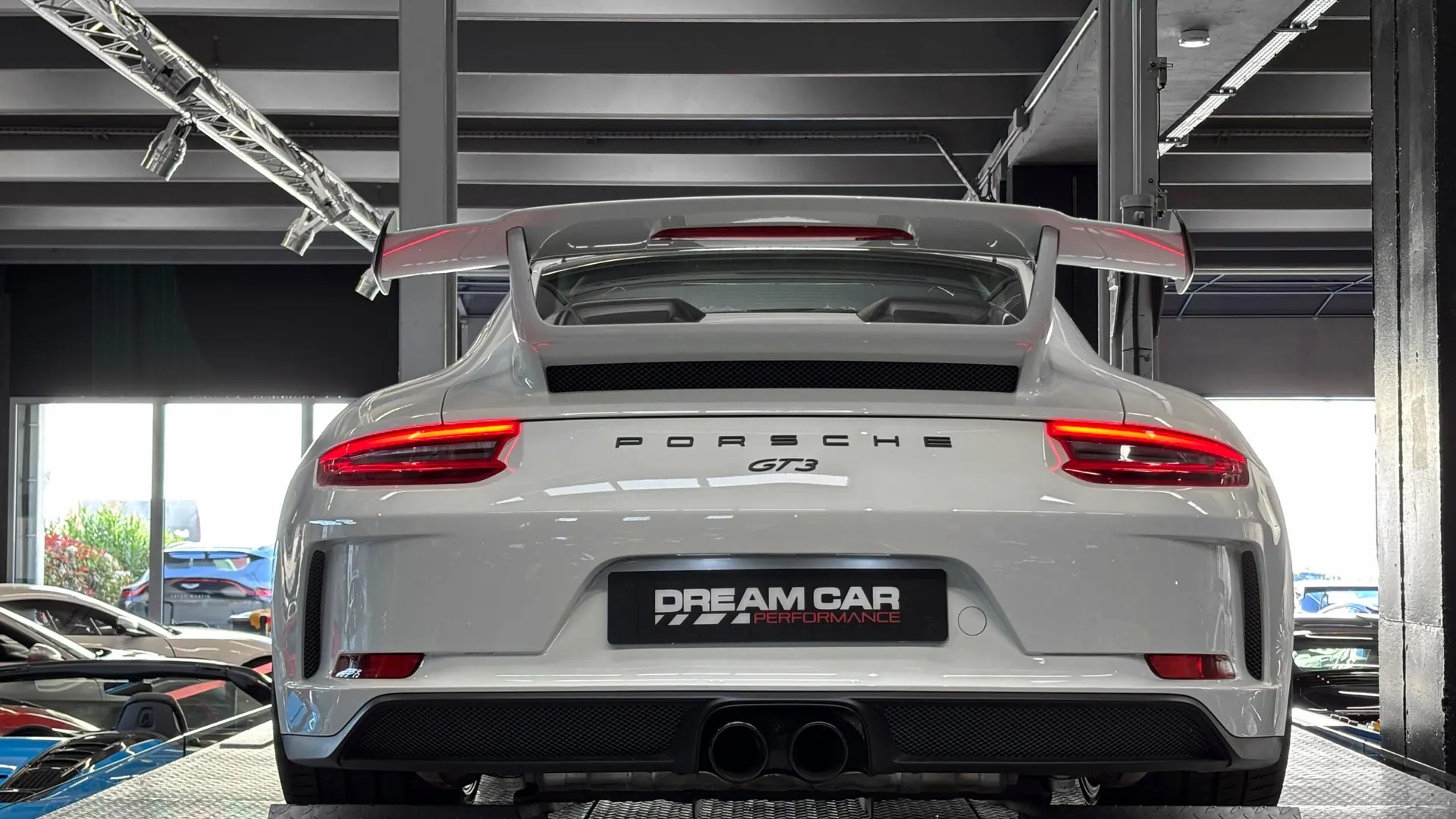 Porsche 991 — photo 11