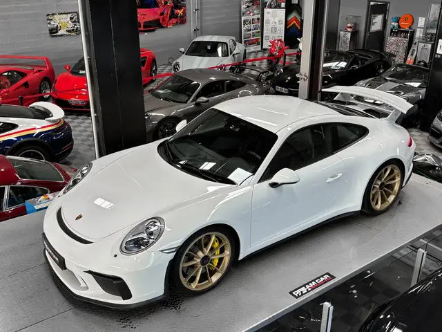 Porsche 991