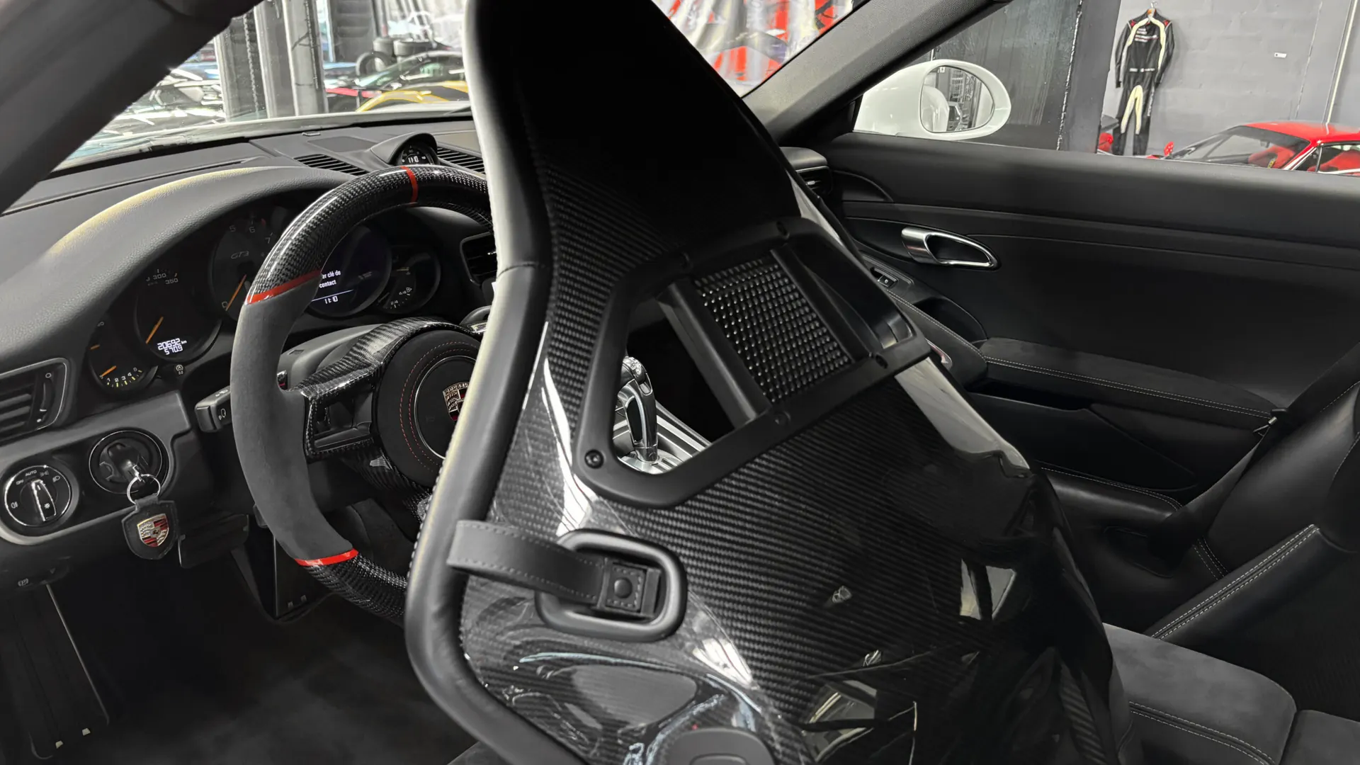 Porsche 991 — photo 35