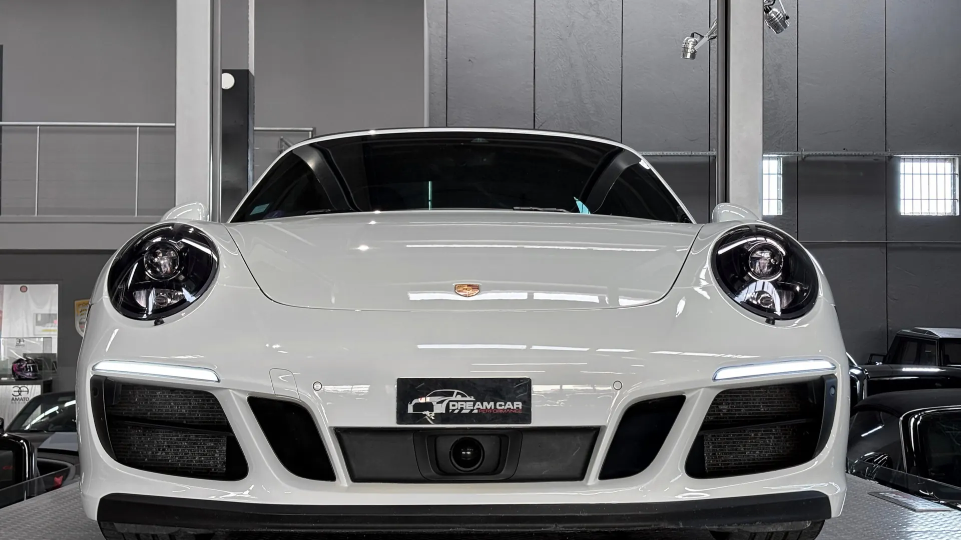Porsche 991 — photo 8