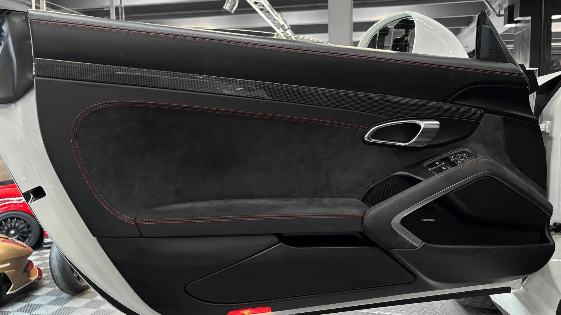 Porsche 991 — photo 28
