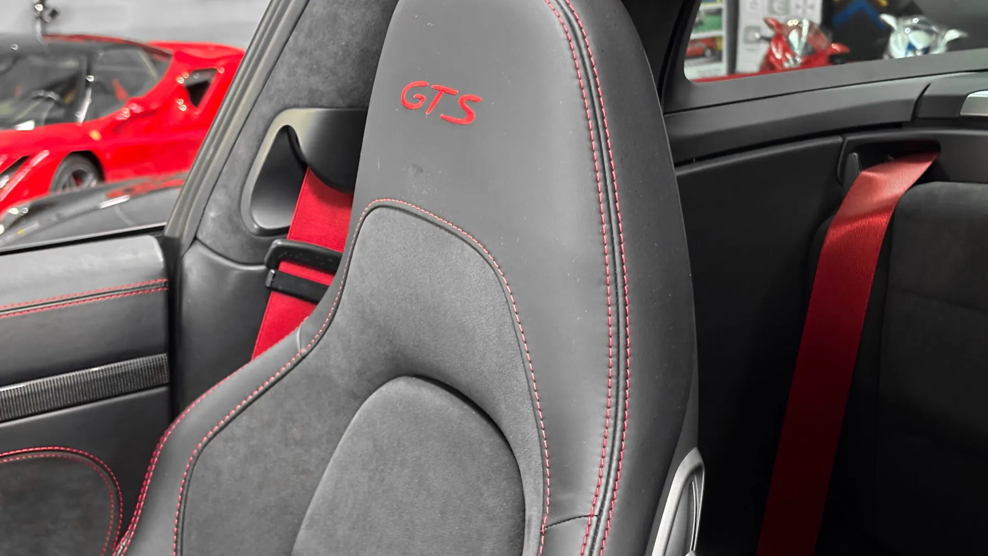 Porsche 991 — photo 32