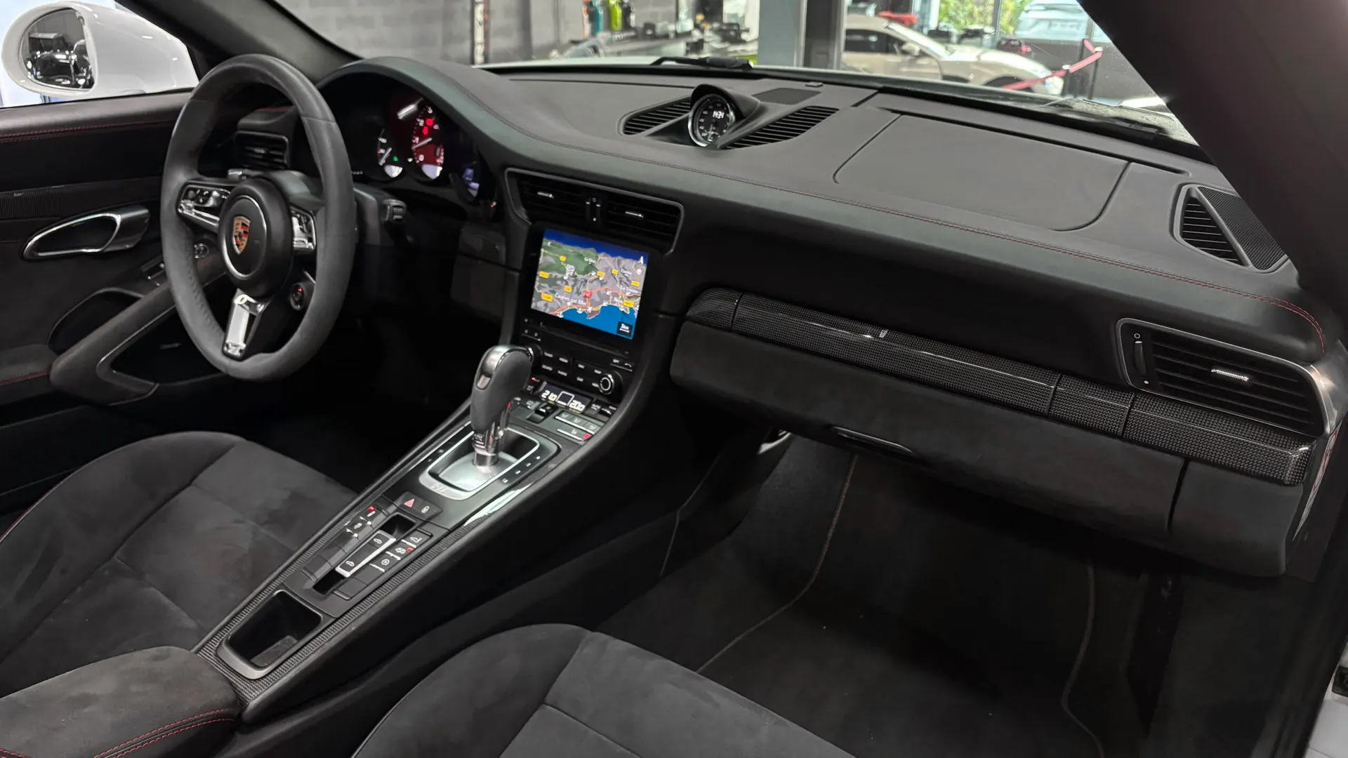 Porsche 991 — photo 33