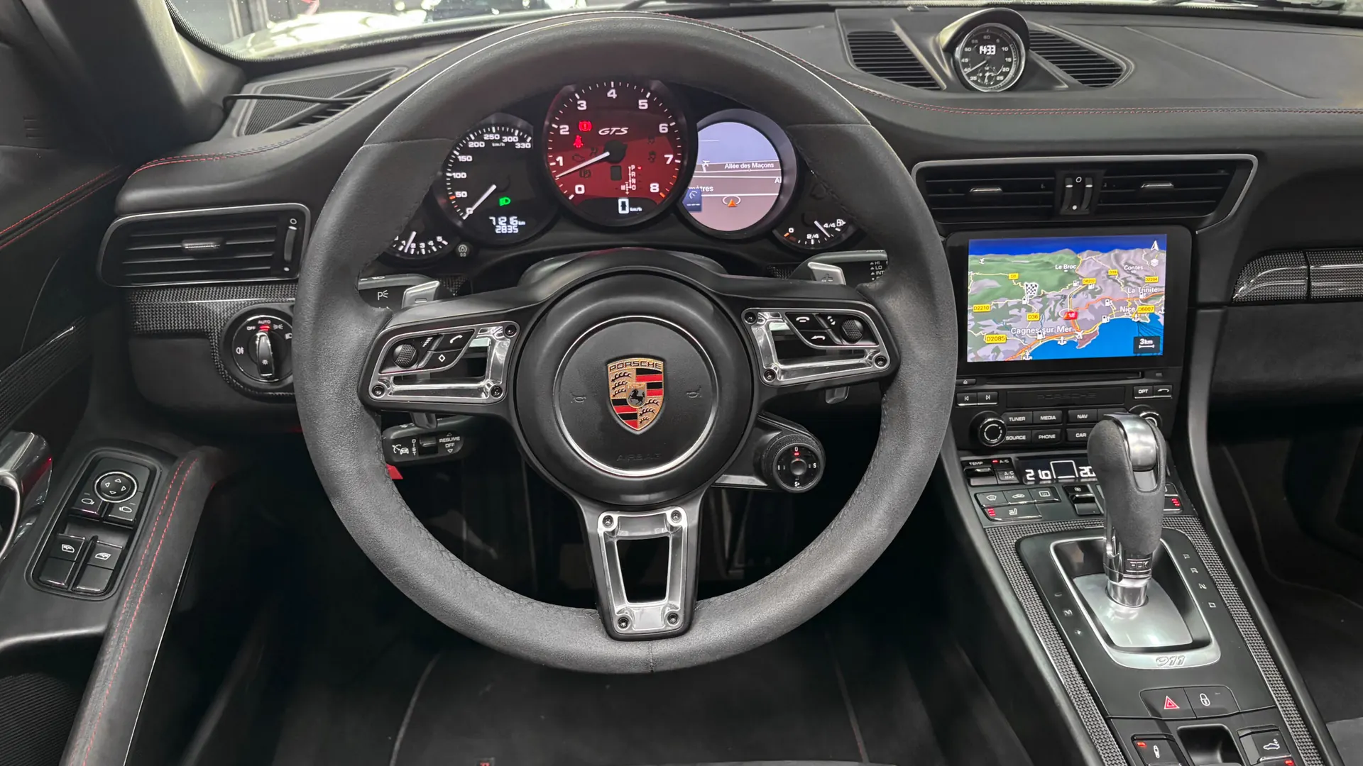 Porsche 991 — photo 34
