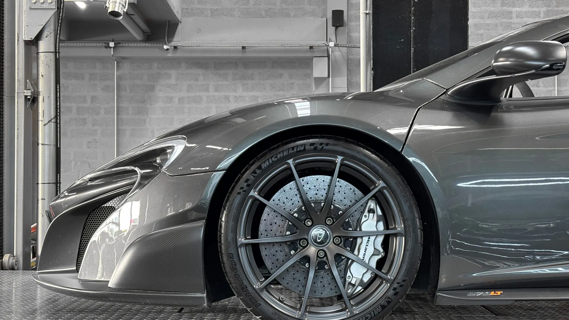 McLaren 675 — photo 49
