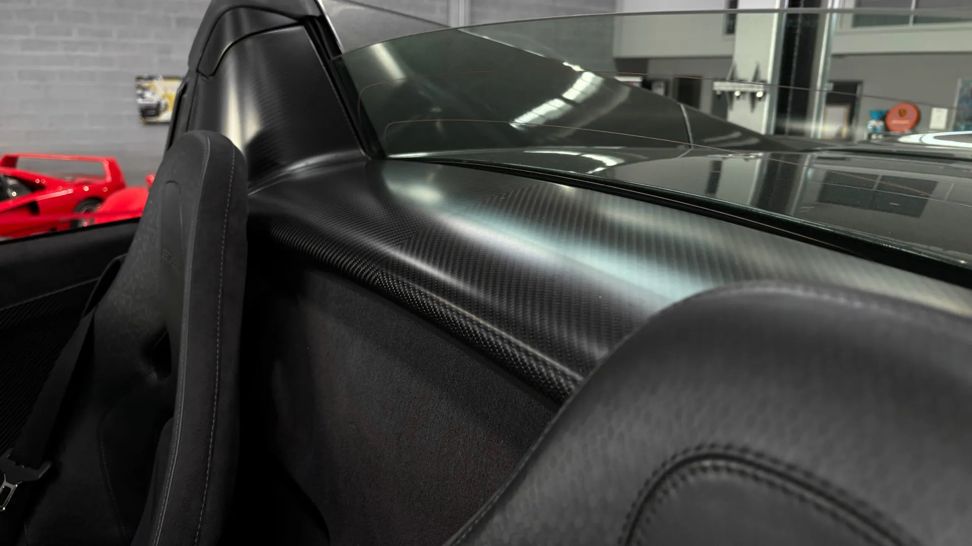McLaren 675 — photo 15