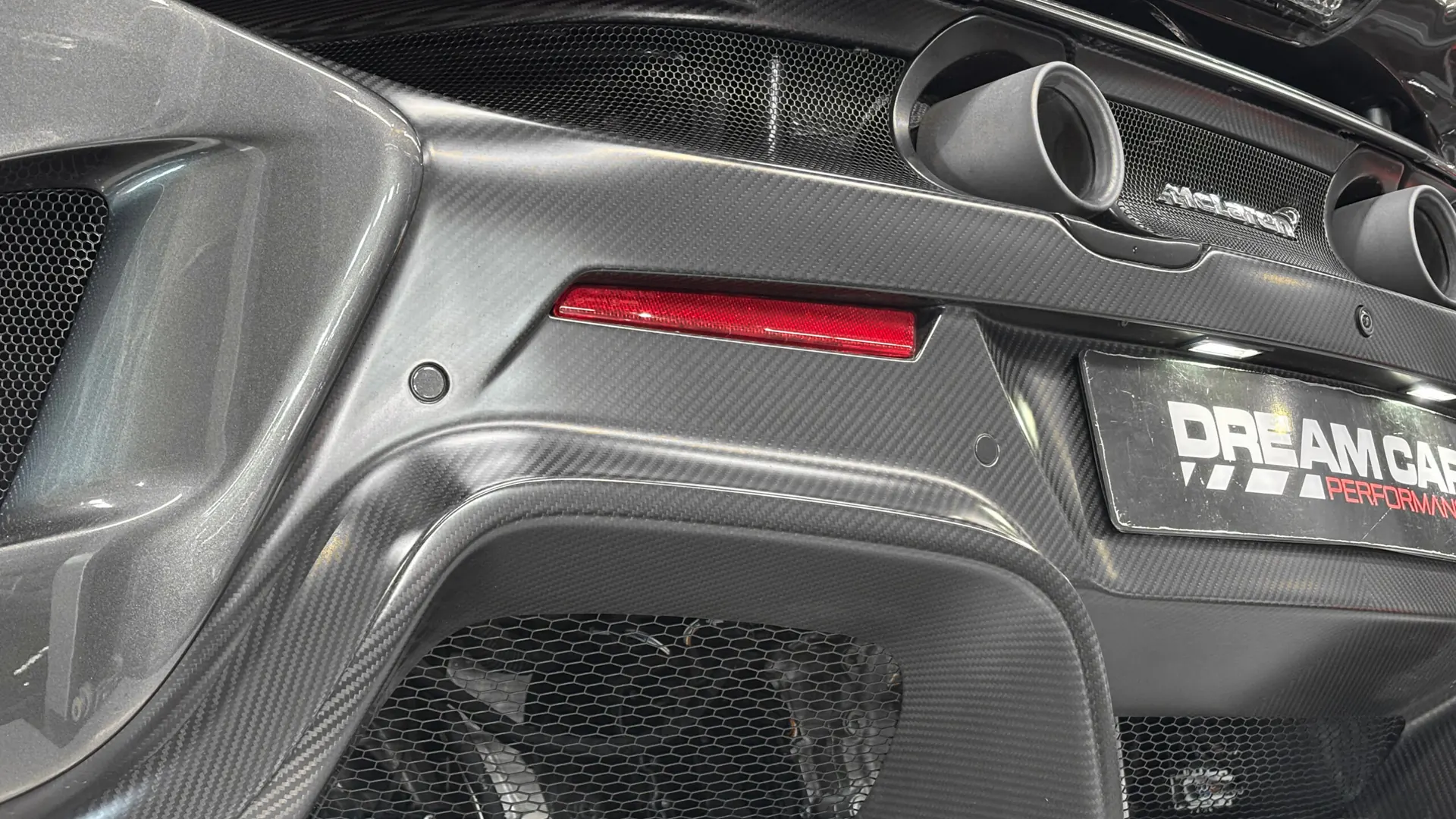 McLaren 675 — photo 47