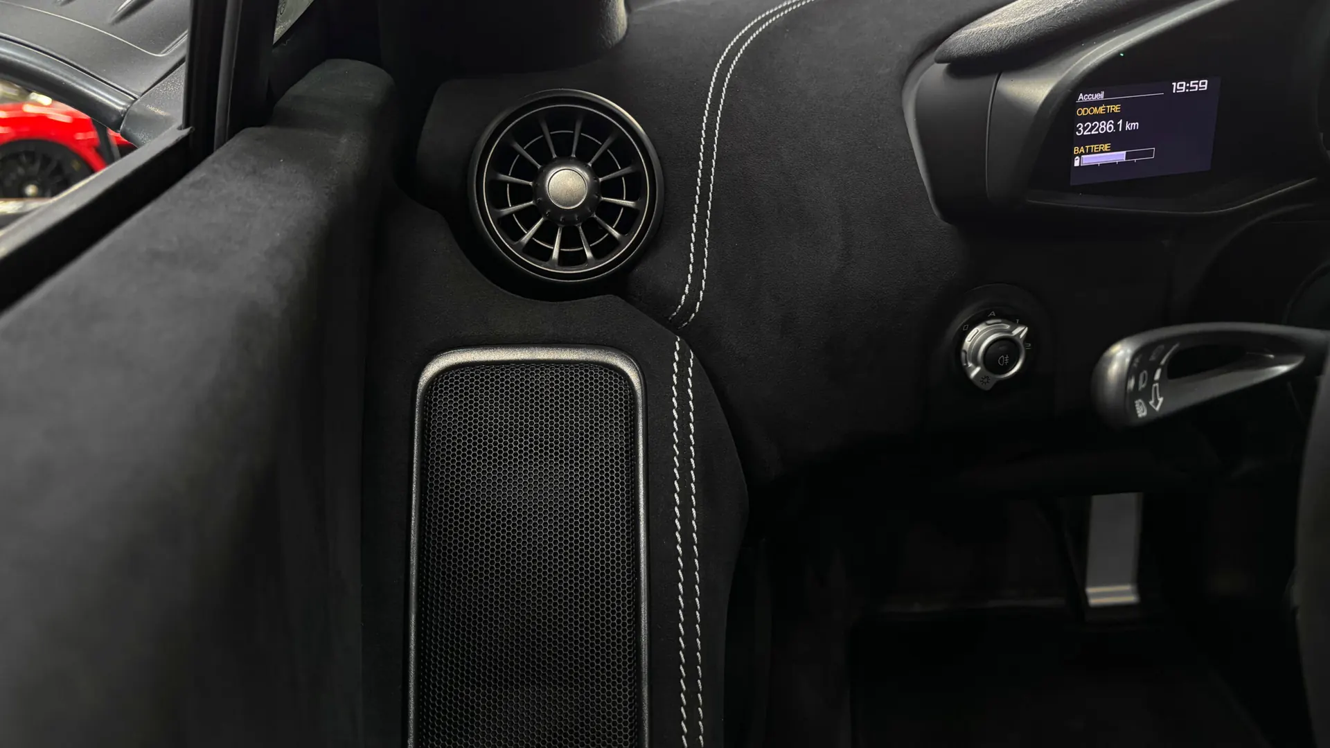 McLaren 675 — photo 42