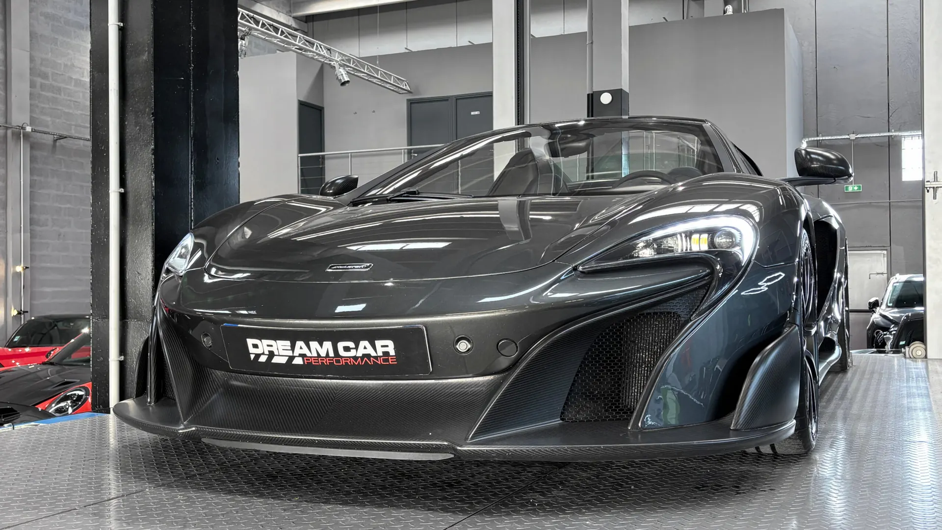 McLaren 675 — photo 22